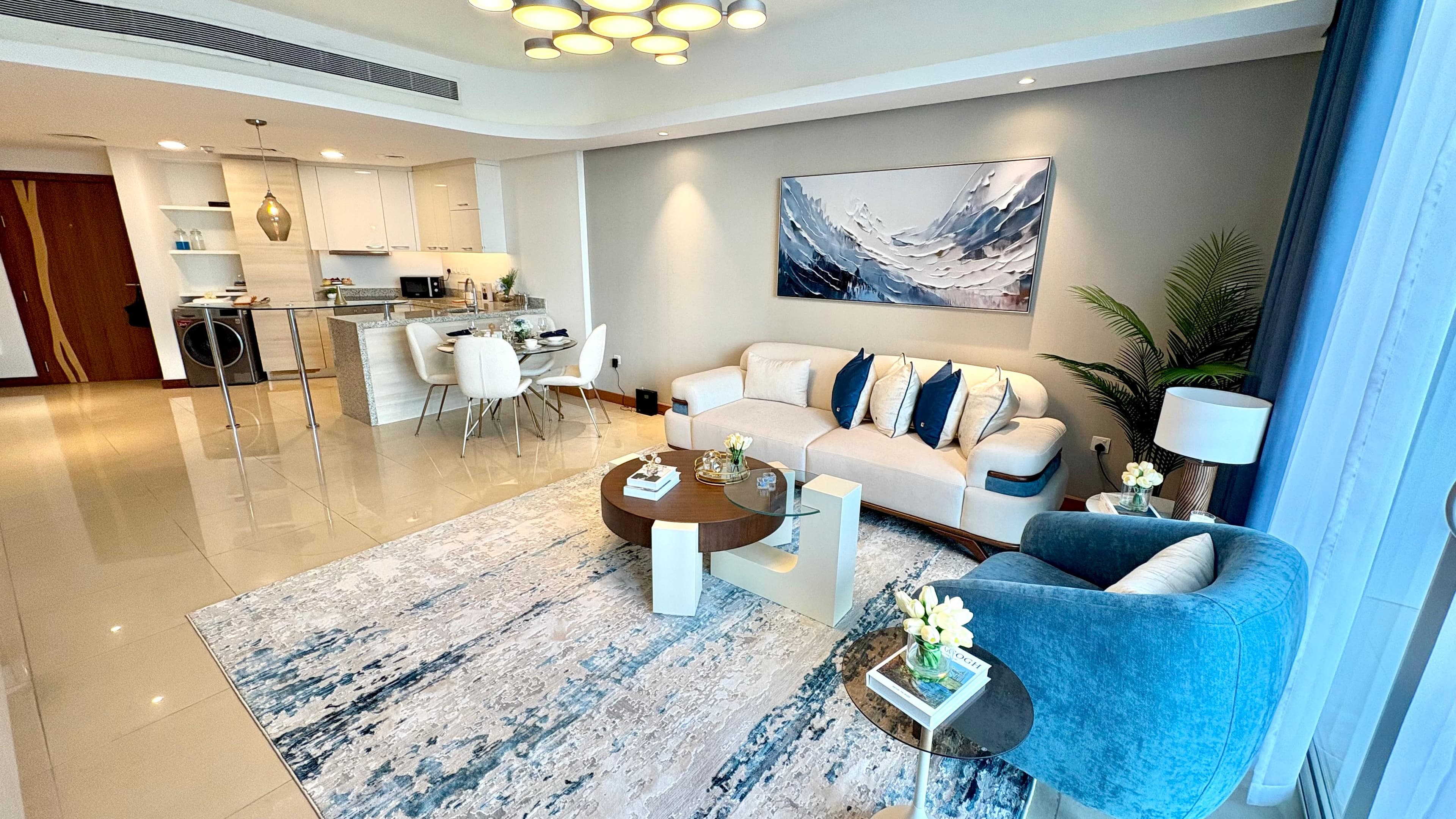 1 BR apartment with sea view and balcony