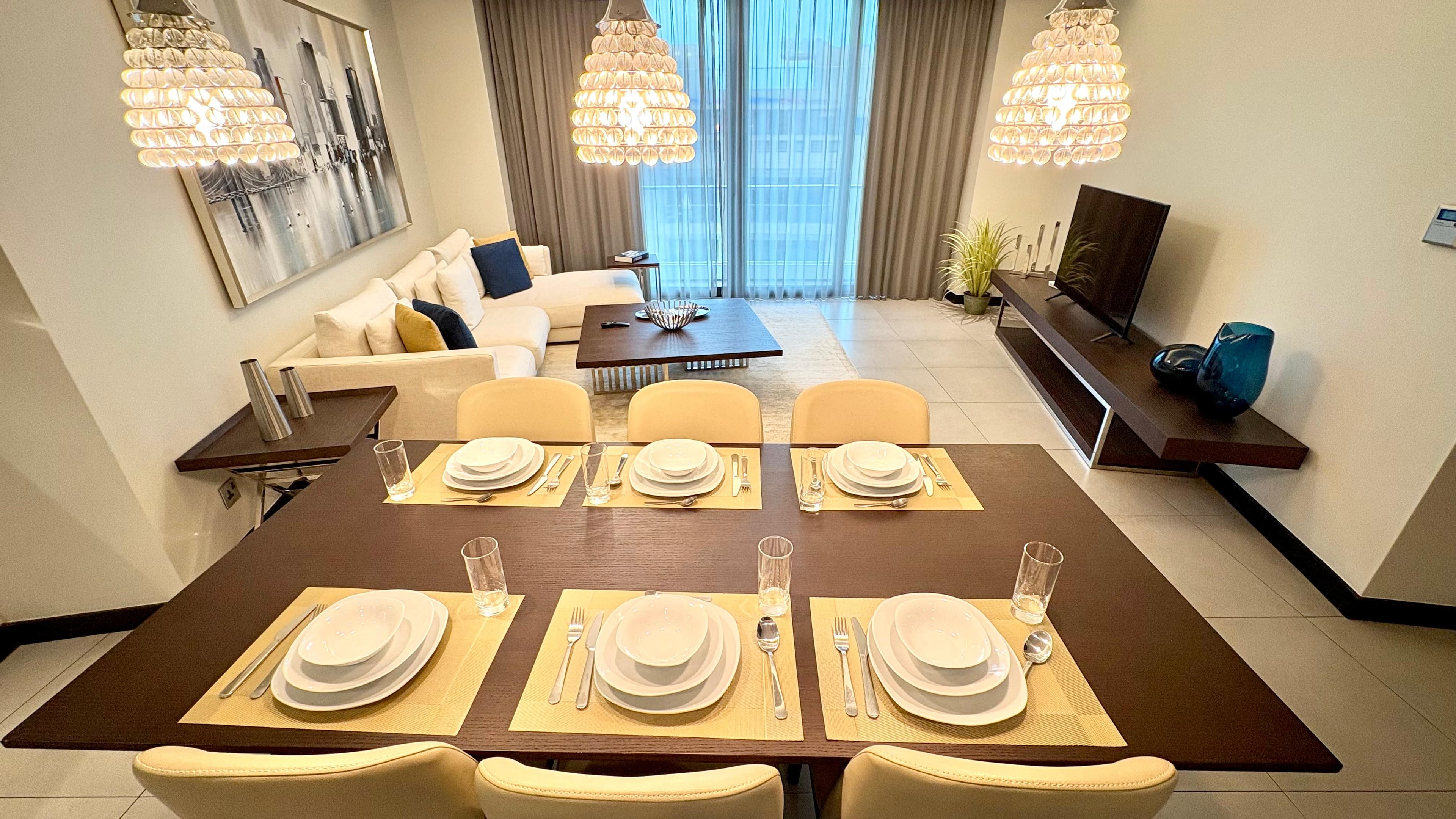 Modern 2BR Apartment | Pool, Gym & Covered Parking