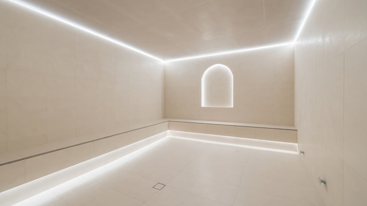 Private Pool | Spacious | Modern Furnishing