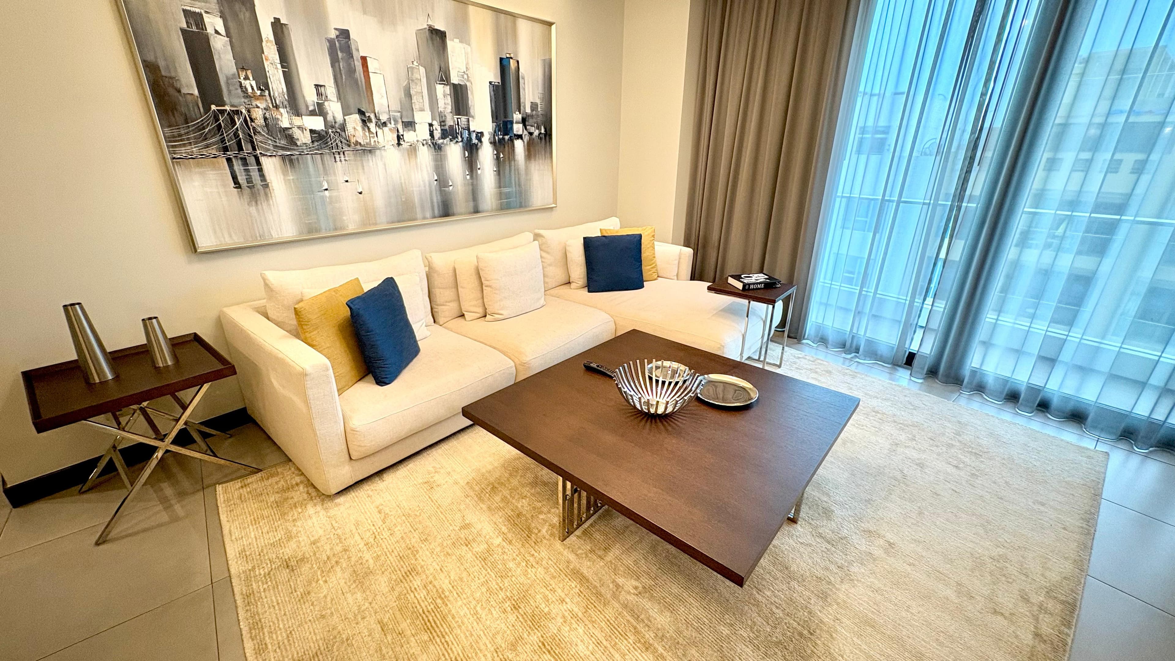 Modern 2BR Apartment | Pool, Gym & Covered Parking
