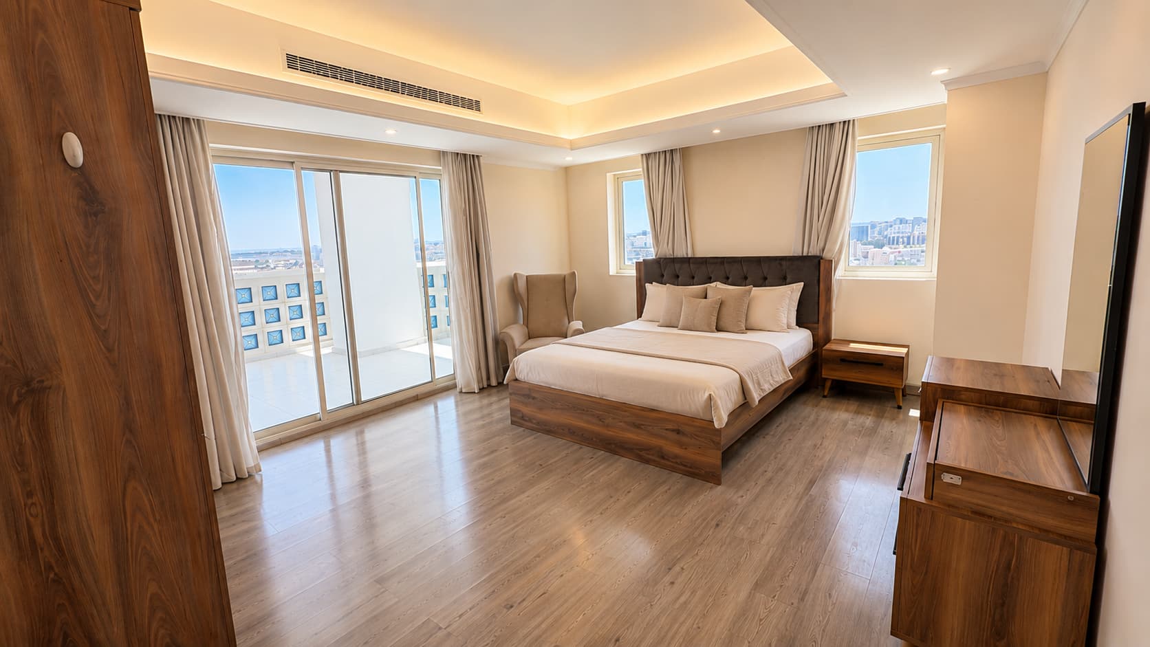 PET FRIENDLY | SPACIOUS | PREMIUM LIFESTYLE