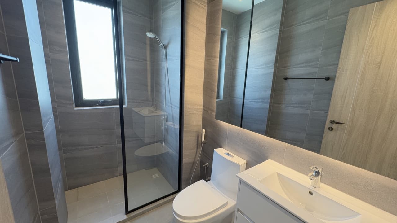 SPACIOUS | NEW BUILD | NEAR JANABIYAH SQUARE