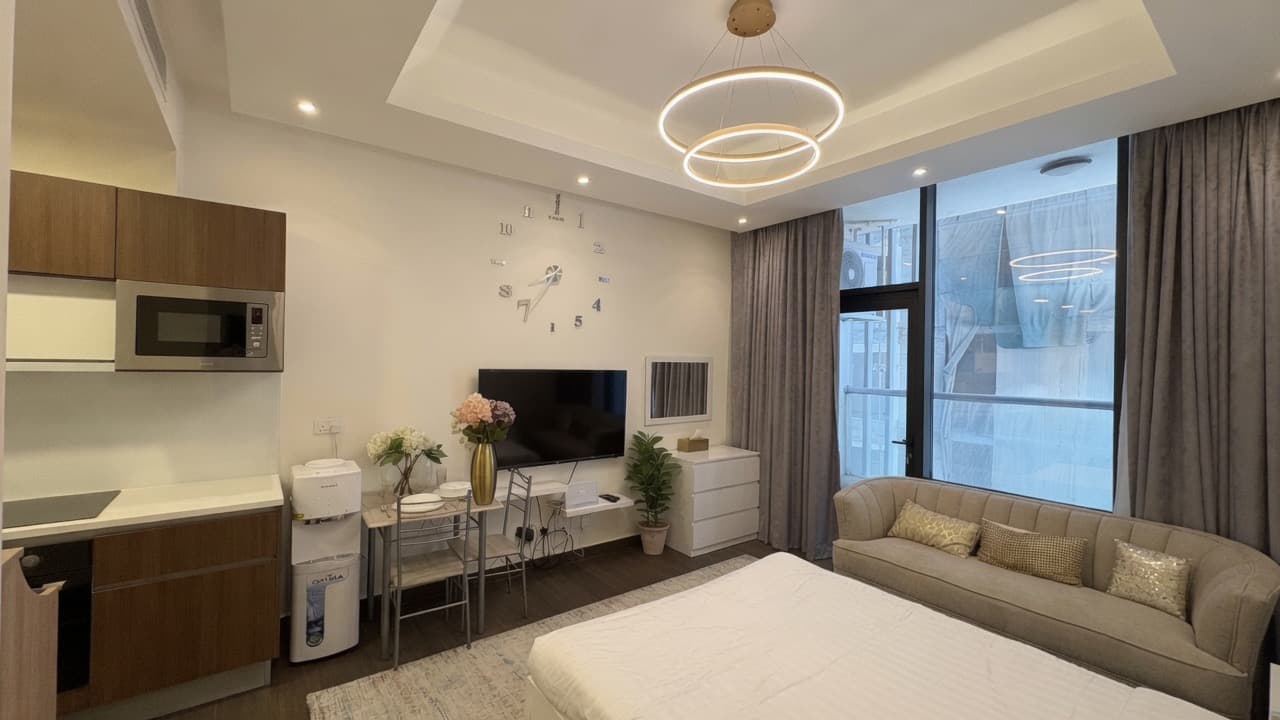 STYLISH CITY STUDIO | HIGH-END LIVING | FULL FACILITIES