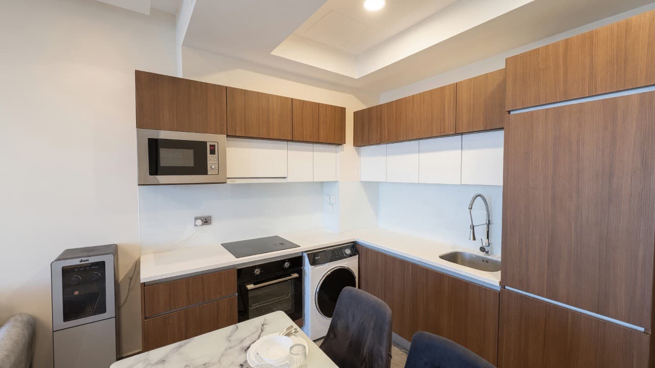 STUNNING SEA VIEW | LUXURY 1 BEDROOM | PRIME JUFFAIR