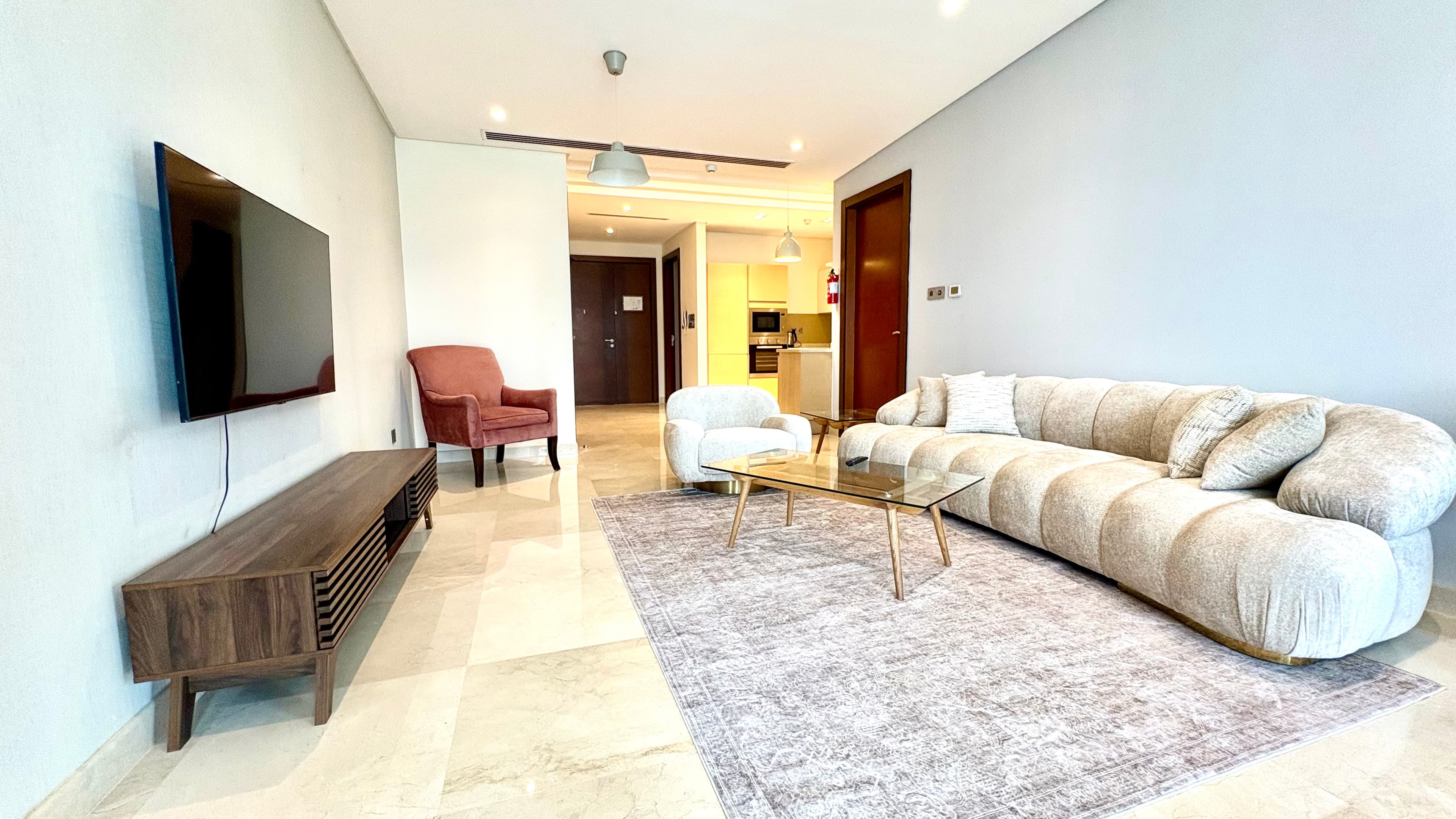 Premium 1BR Sea View Apartment in Reef Island