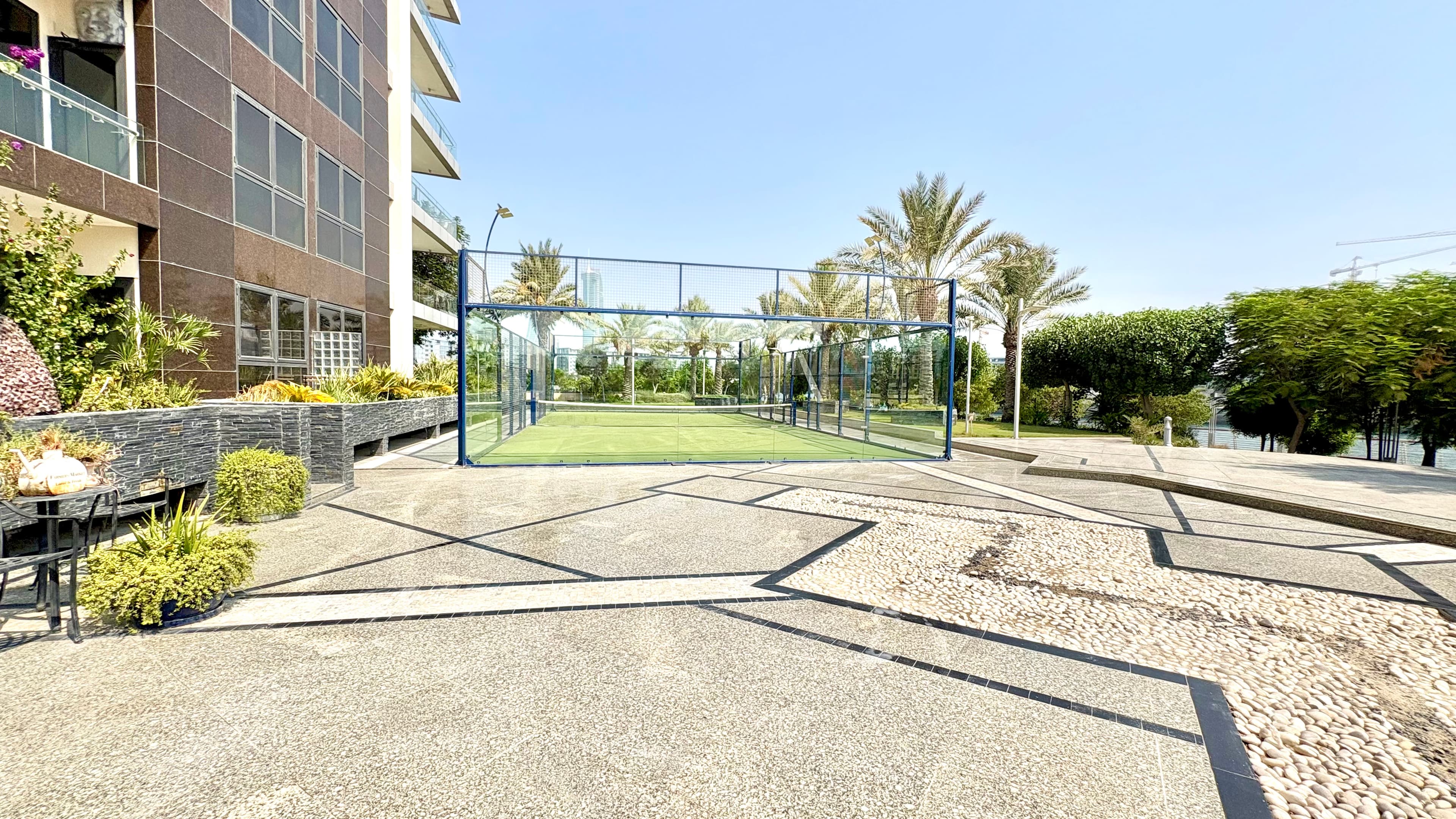 Luxury 2BR Garden Oasis in Reef Island
