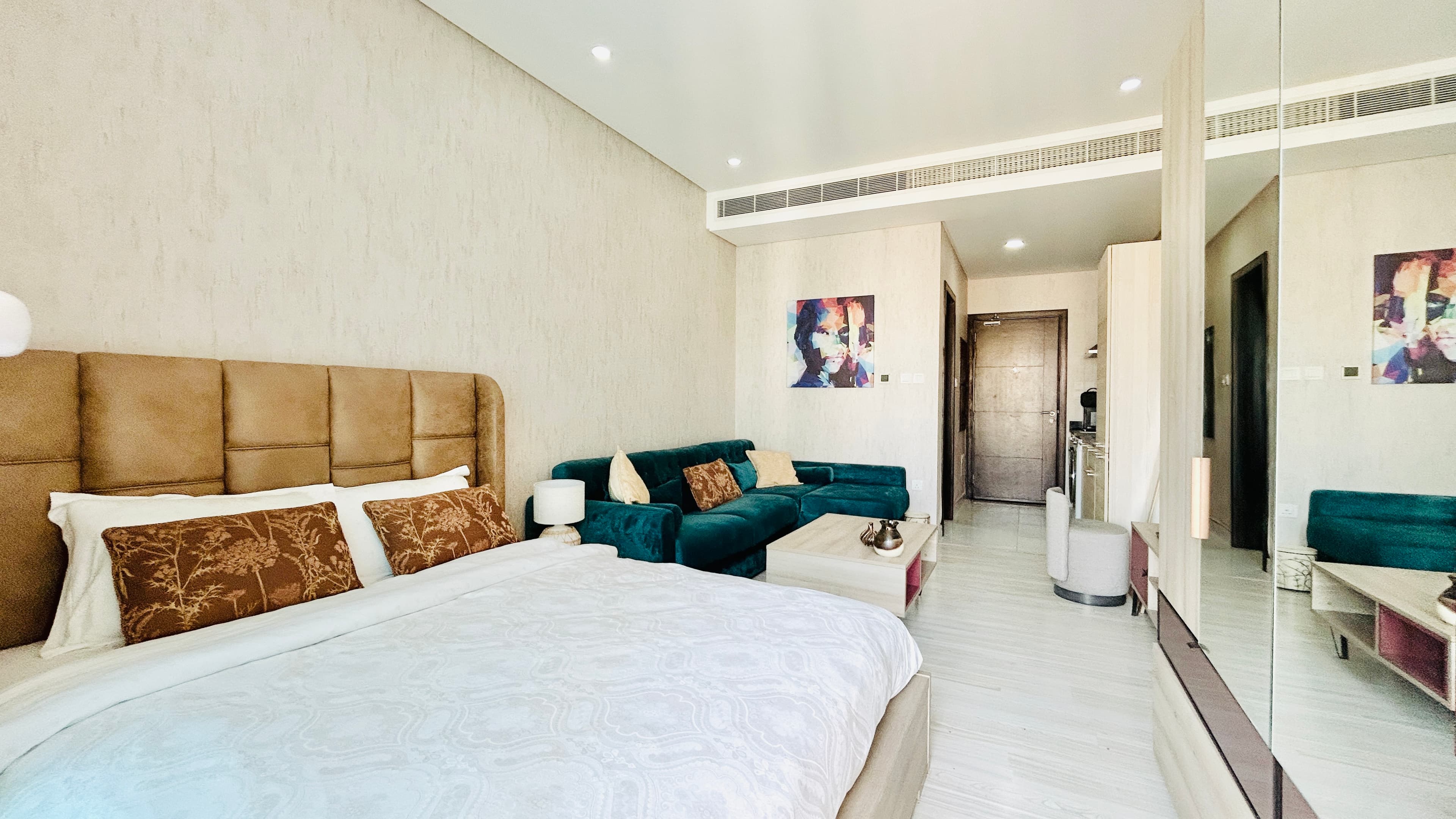 FOR SALE | MODERN | BALCONY | HIGHFLOOR | CITY VIEW