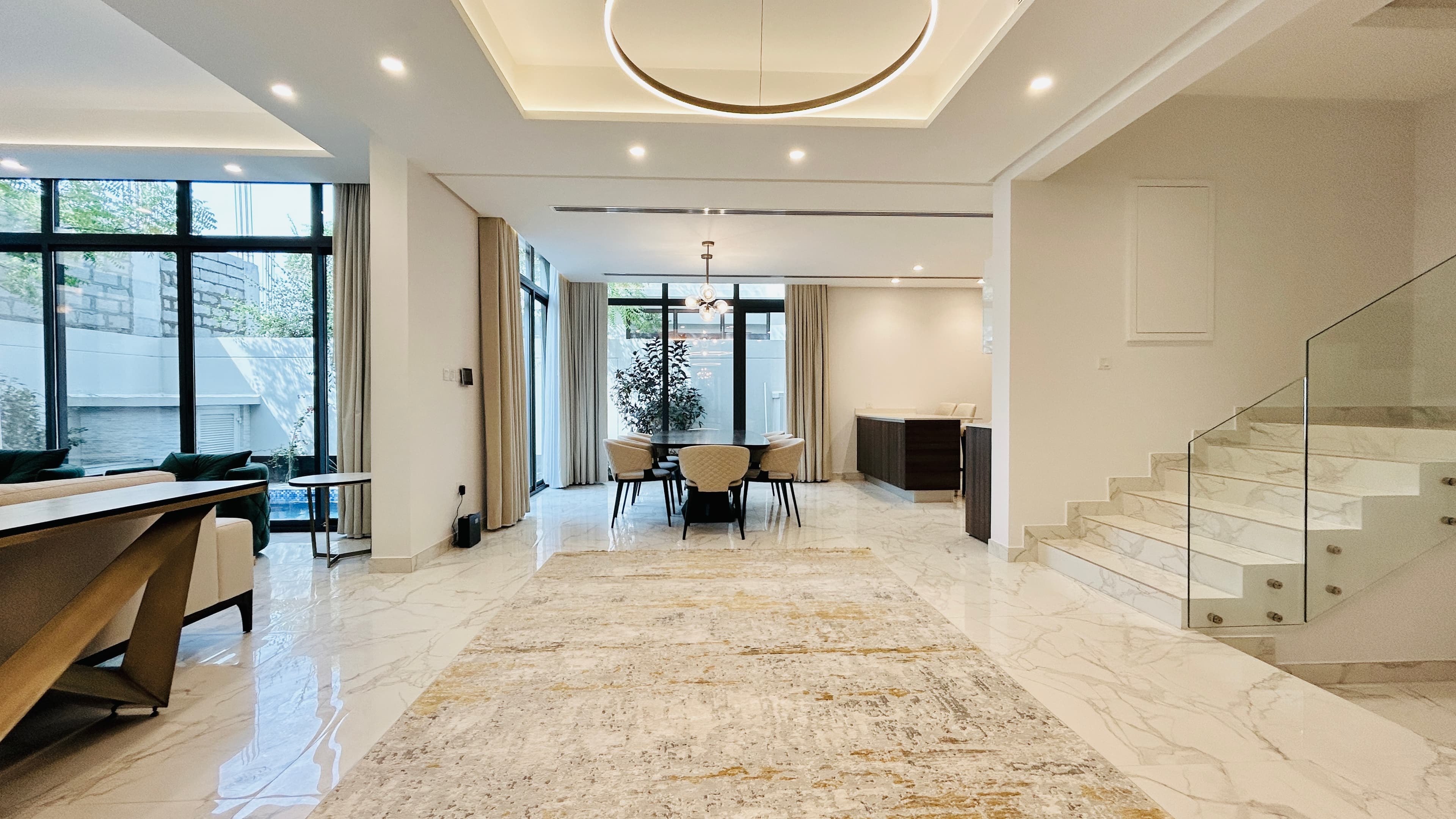 LUXURY | FULLY FURNISHED | SPACIOUS ROOMS | PRIVATE POOL