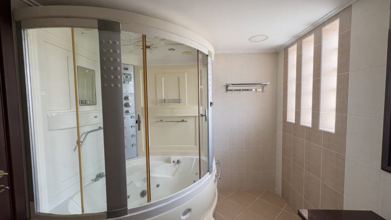 UPSCALE | SPACIOUS | FAMILY VILLA | JUFFAIR