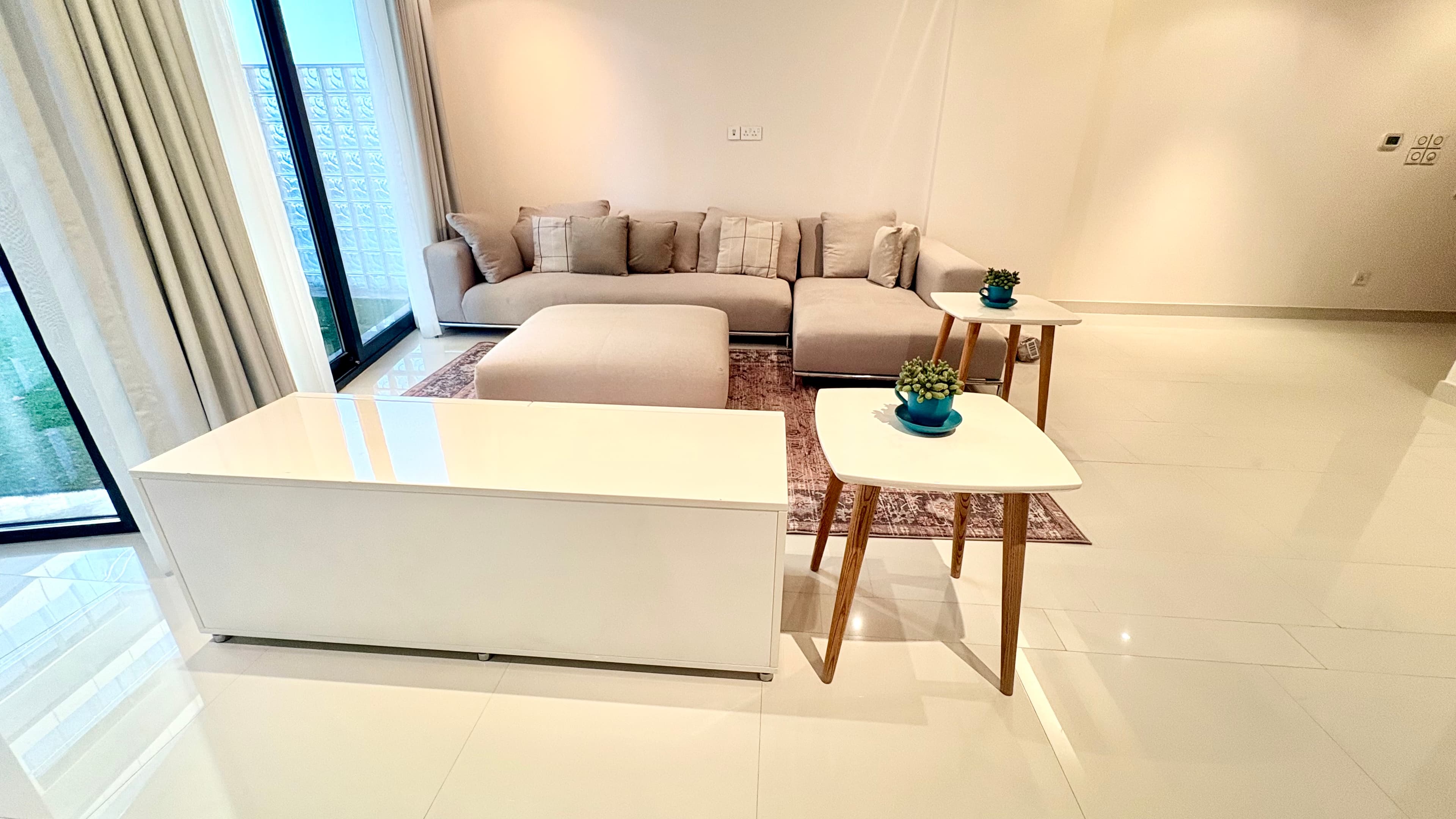 Luxury 2BR Garden Oasis in Reef Island