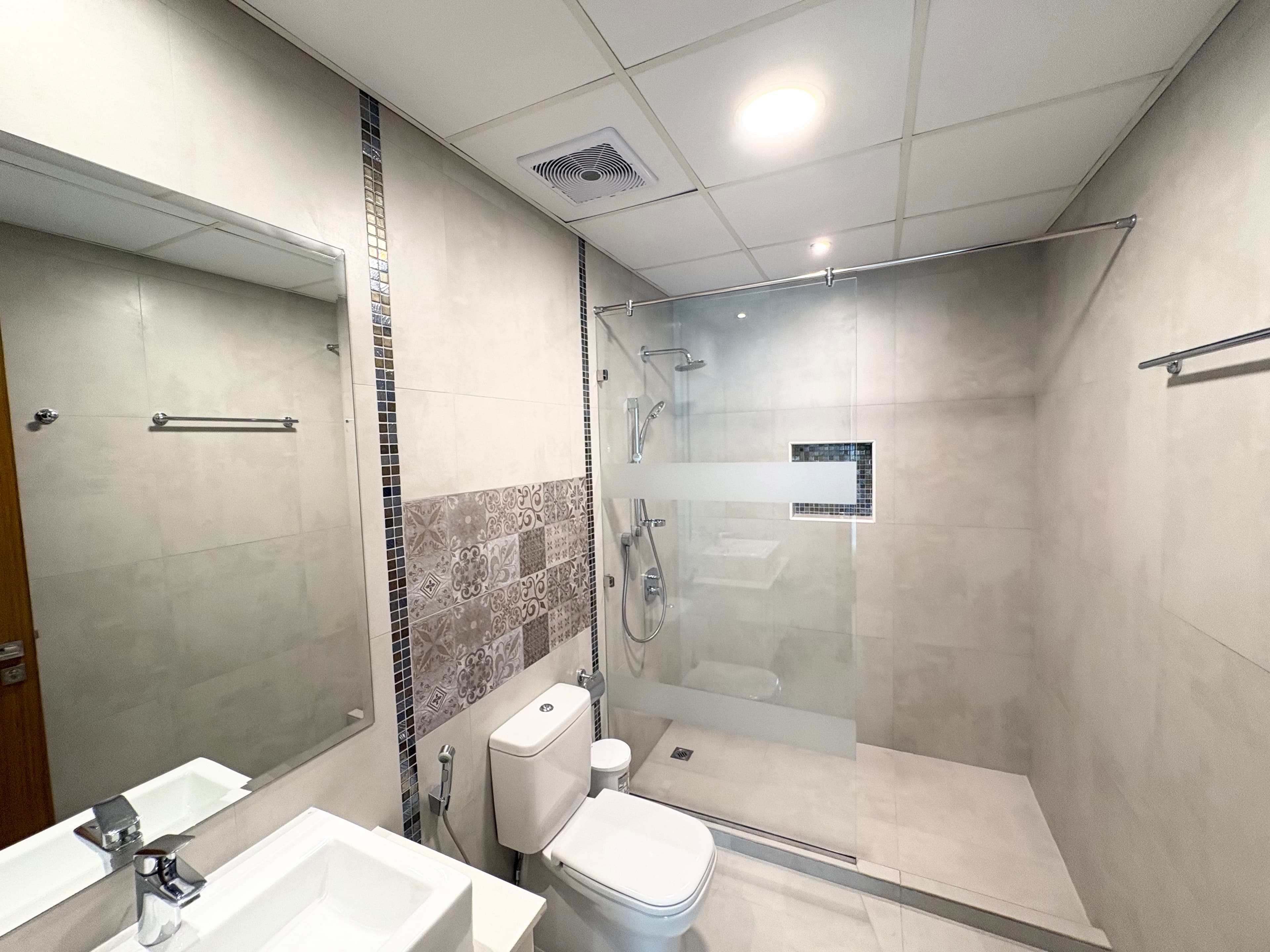 1 Bedroom Furnished Apartment | Sea View | Amwaj