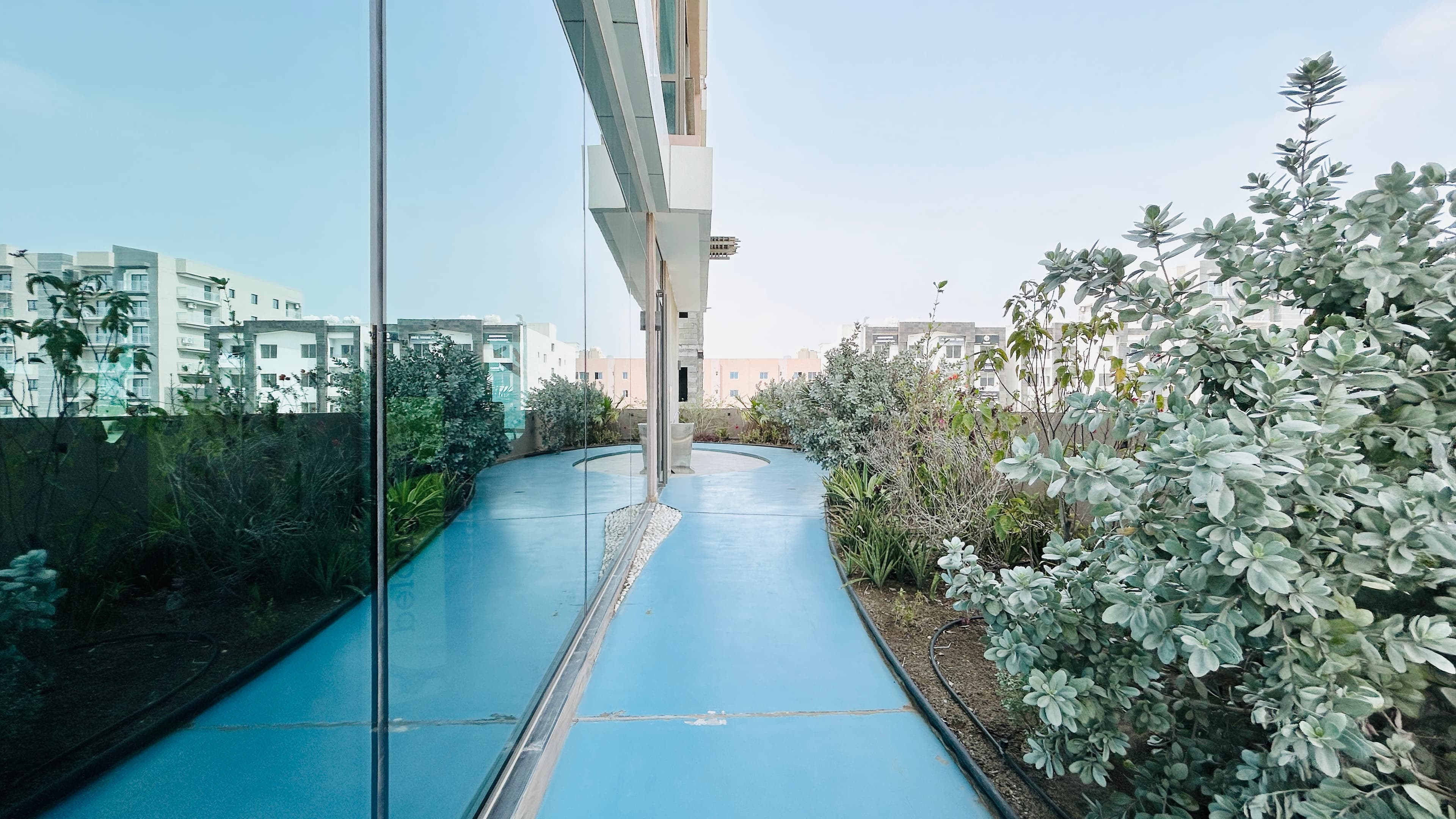 MODERN | SPACIOUS ROOMS | SEA VIEW | GREAT AMENITIES