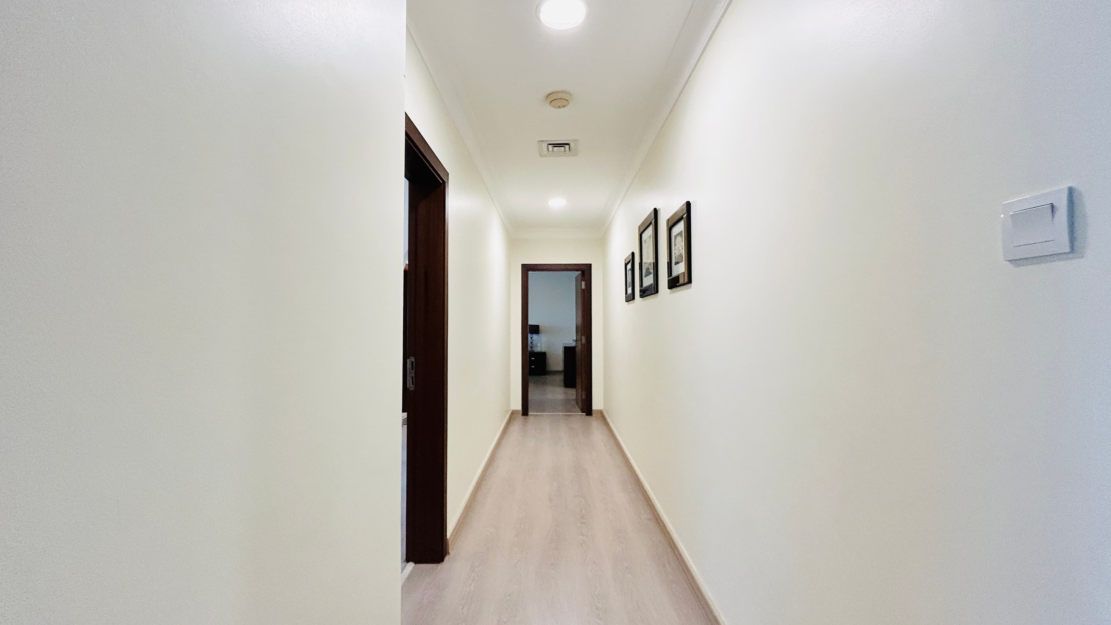 MODERN | BALCONY | GREAT FACILITIES | CITY VIEW