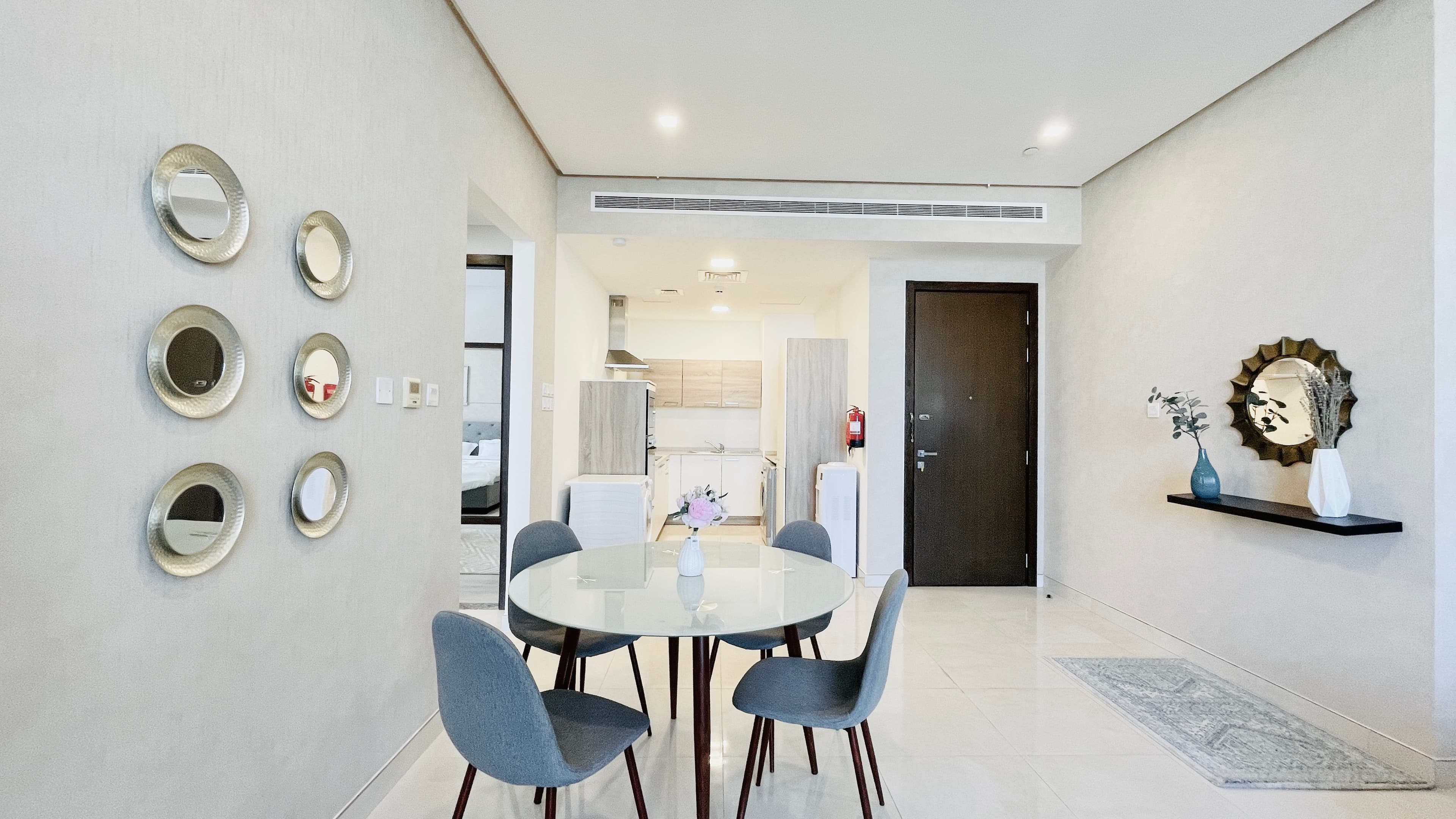 SPACIOUS | ROOMS | MODERN FITTINGS | BALCONY