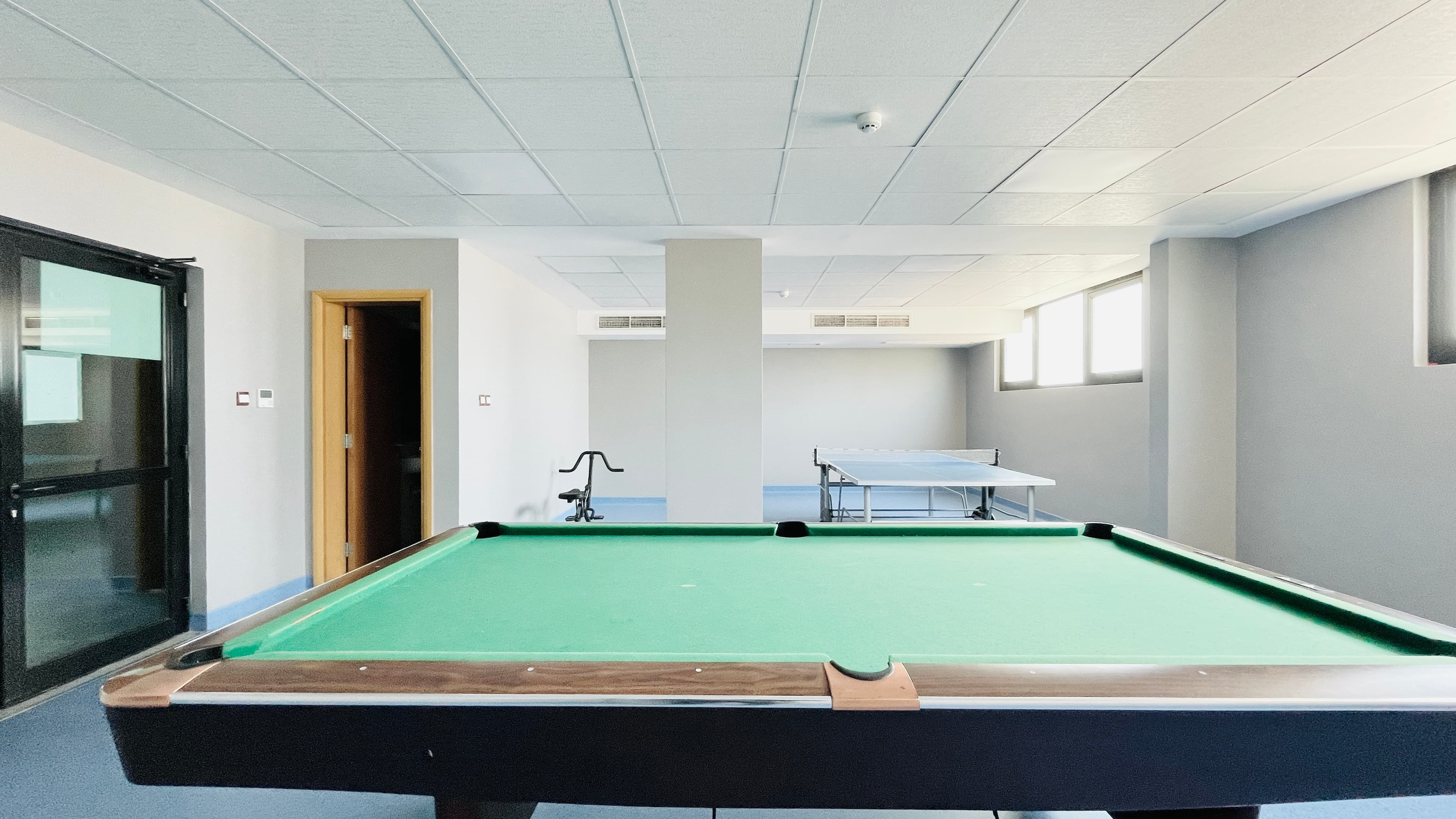 SPACIOUS ROOMS | HOUSEKEEPING | CITYVIEW