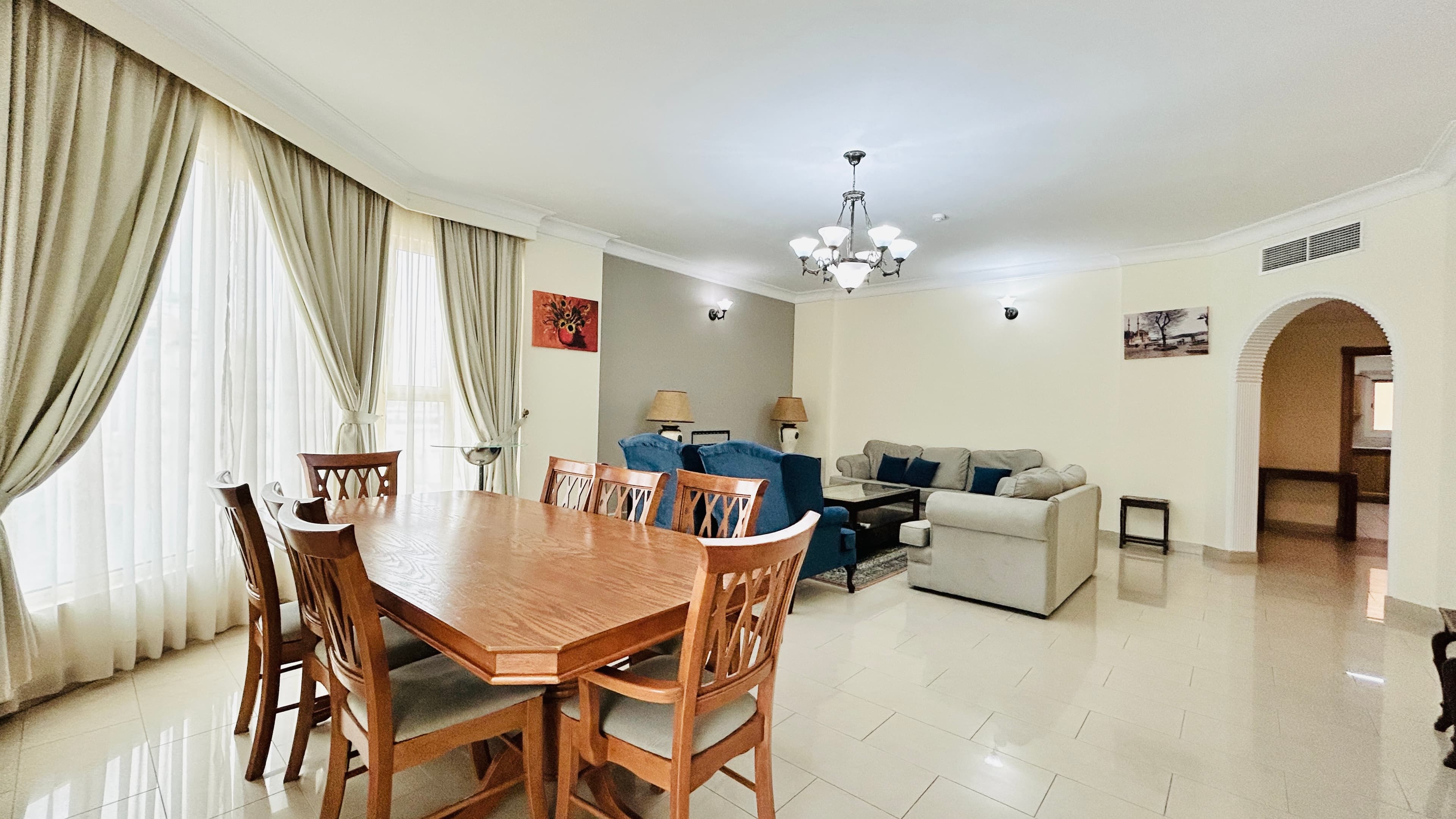 BRIGHT & SPACIOUS HOME | BALCONY | MODERN RESIDENCE | PETS ALLOWED