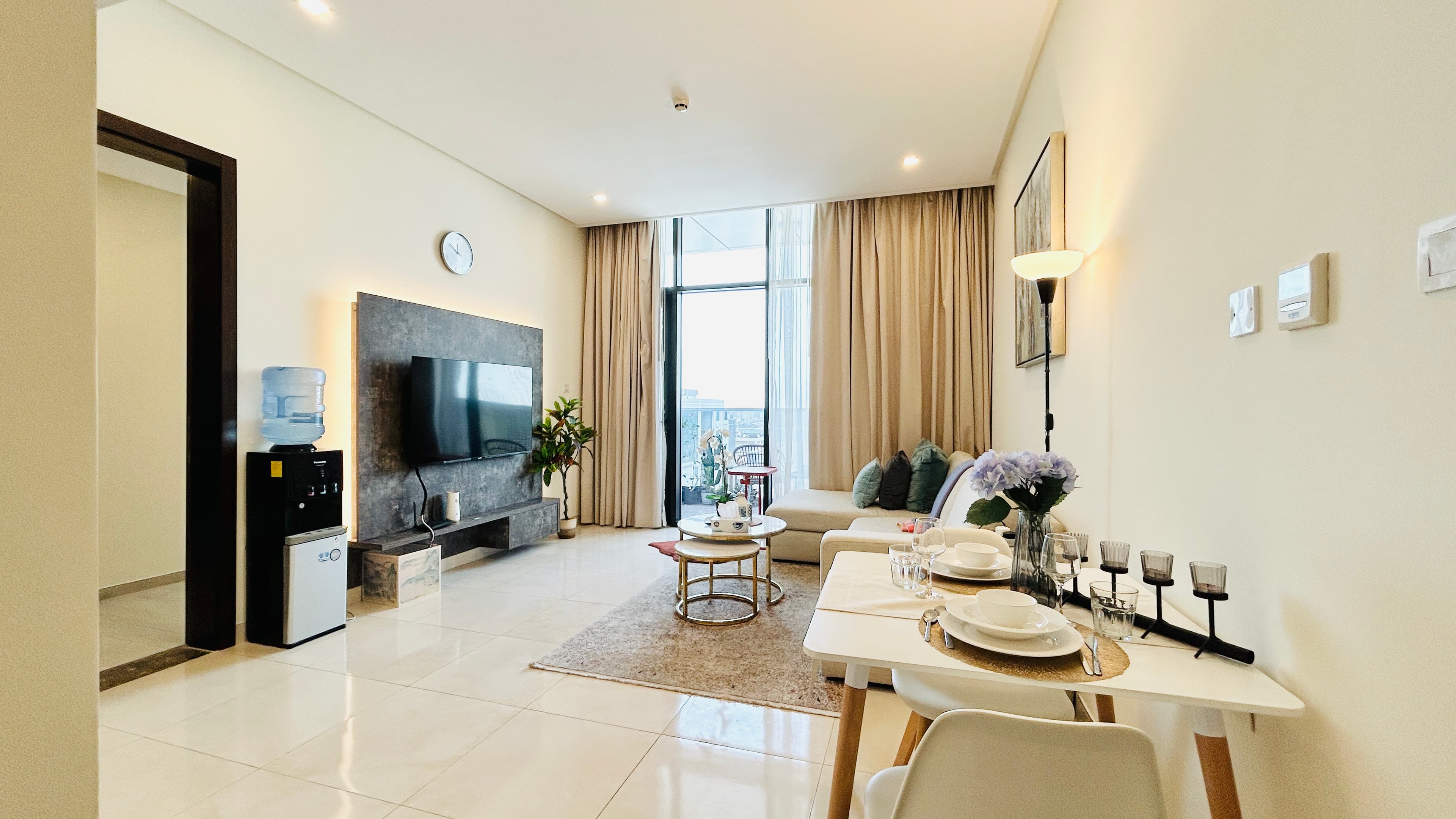 MODERN | PARTIAL CITY/SEA VIEW | BRIGHT LIGHT | AMENITIES