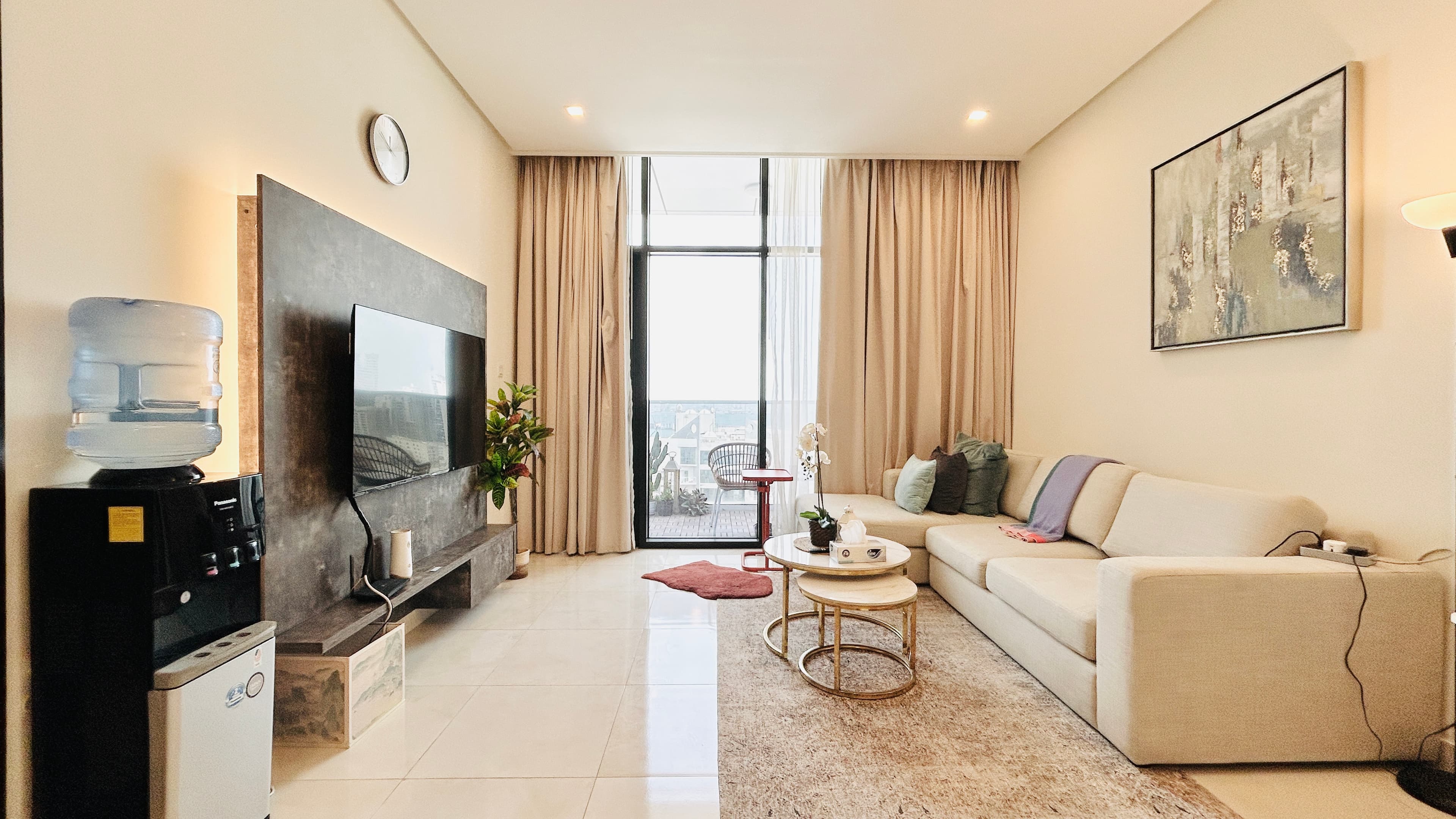 MODERN | PARTIAL CITY/SEA VIEW | BRIGHT LIGHT | AMENITIES
