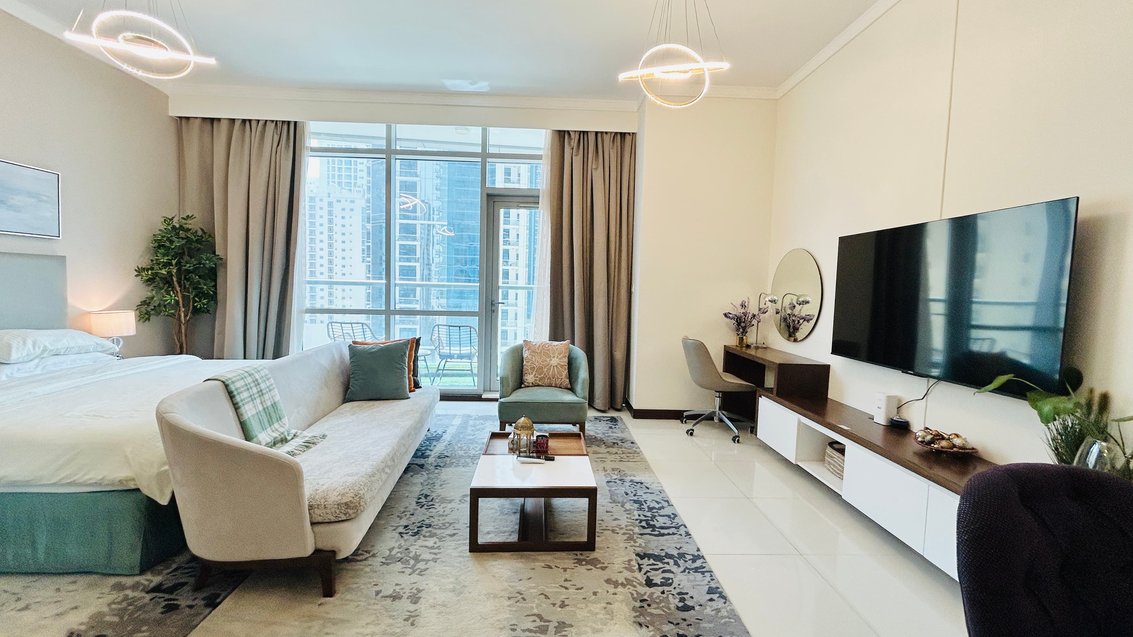 MODERN | PARTIAL CITY/SEA VIEW | BRIGHT LIGHT | AMENITIES