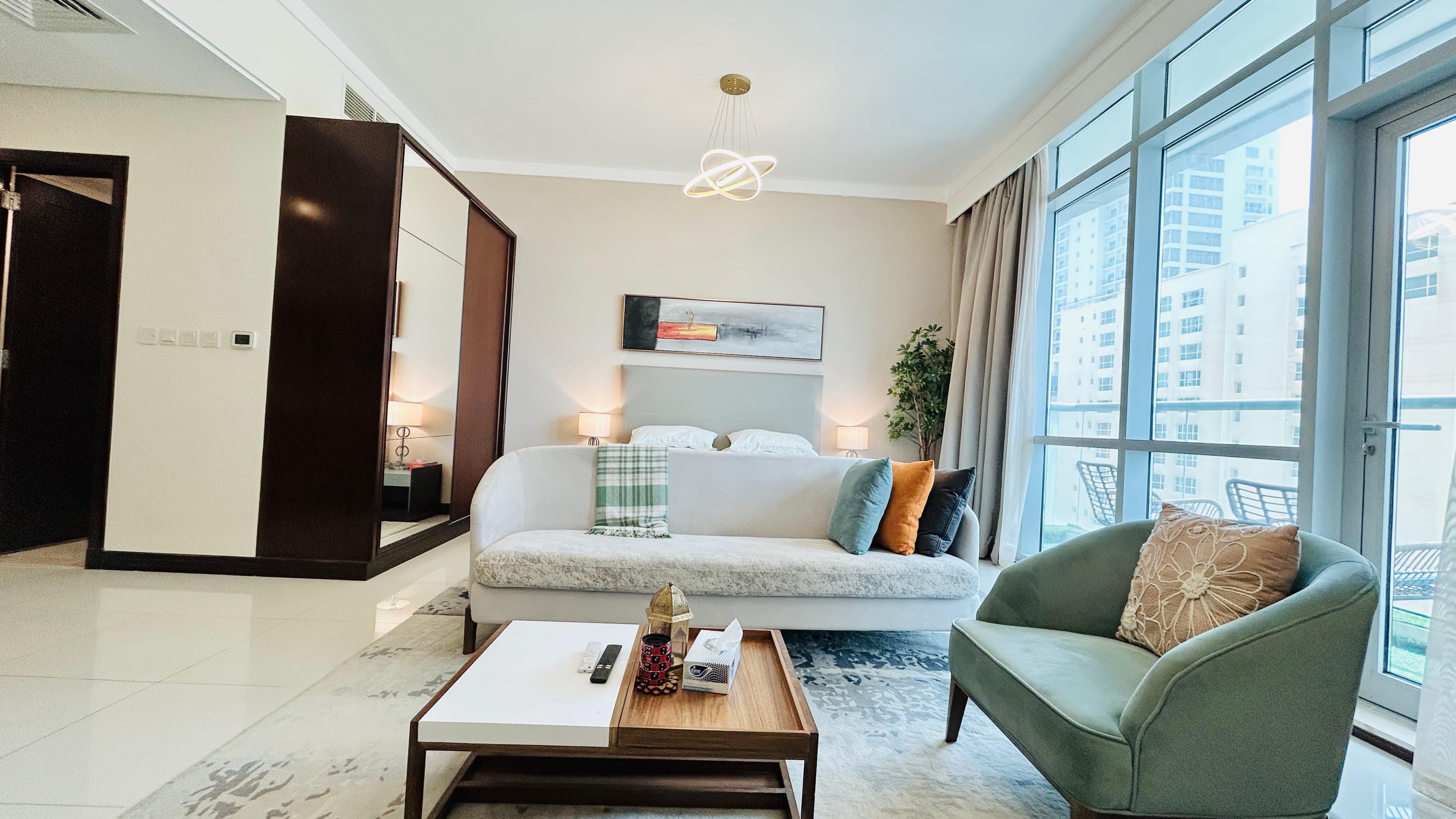 MODERN | PARTIAL CITY/SEA VIEW | BRIGHT LIGHT | AMENITIES