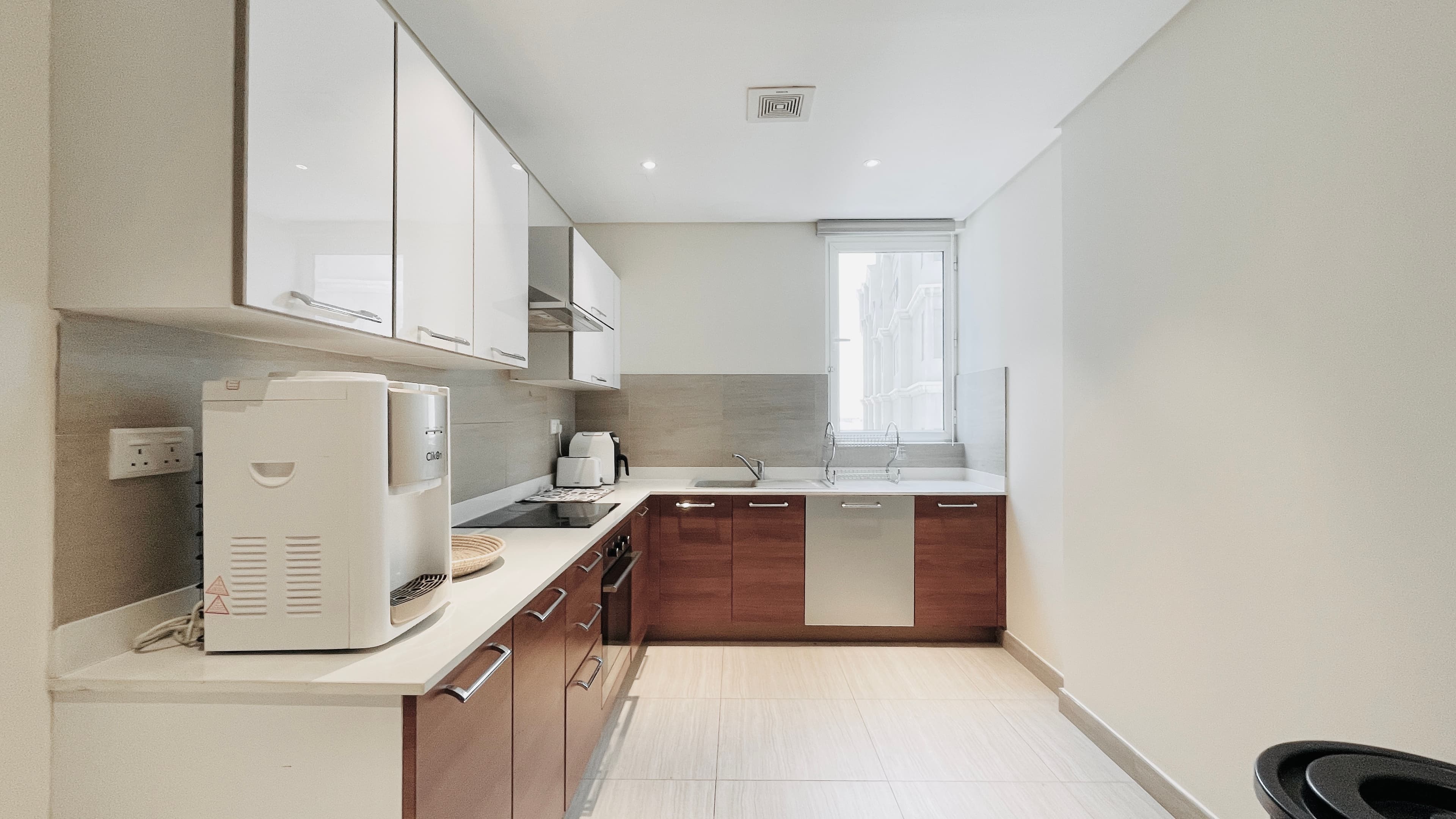 MODERN | CITYVIEW | SPACIOUS ROOMS | AMENITIES