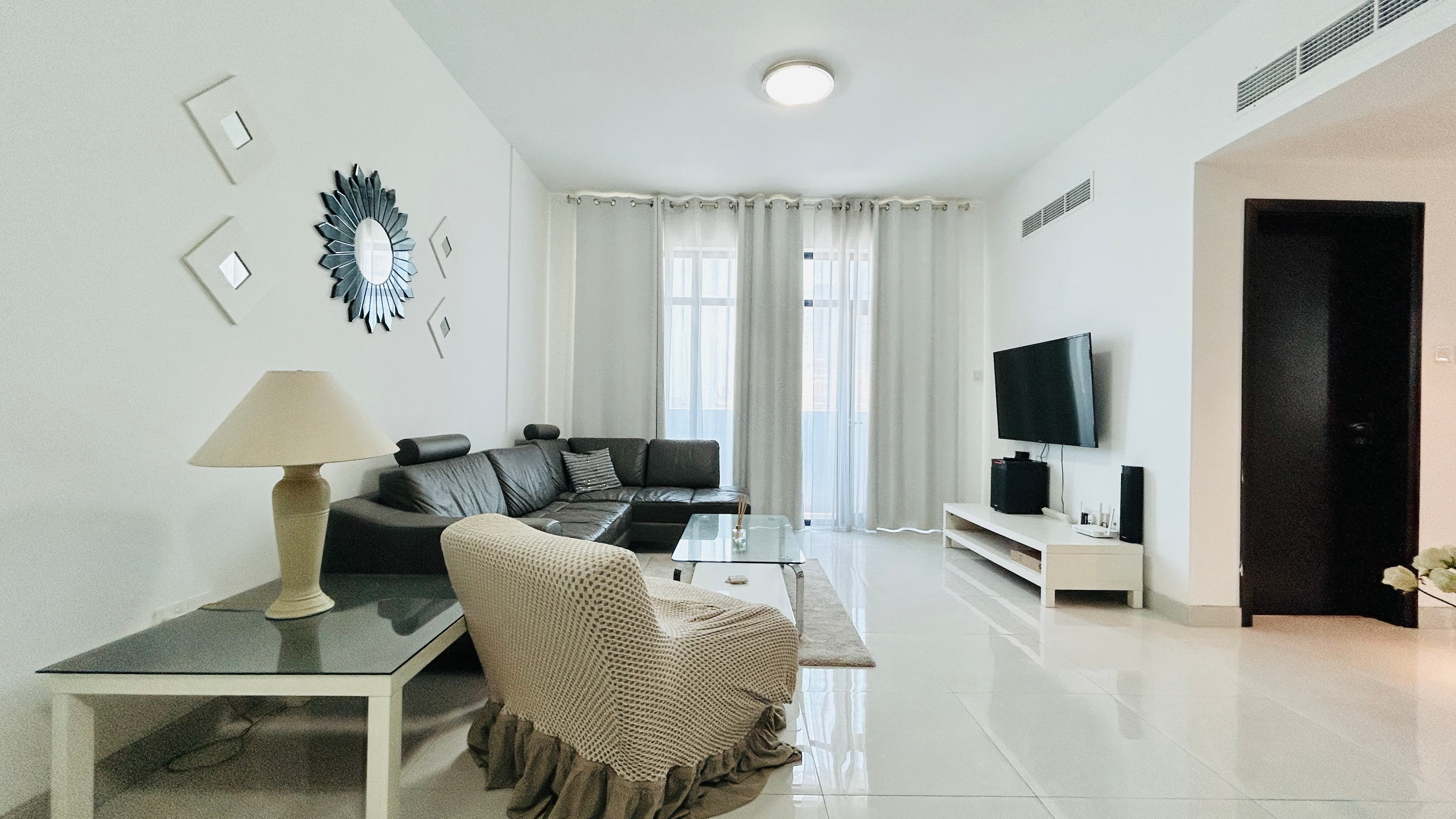 MODERN | SPACIOUS ROOMS | GREAT FACILITIES