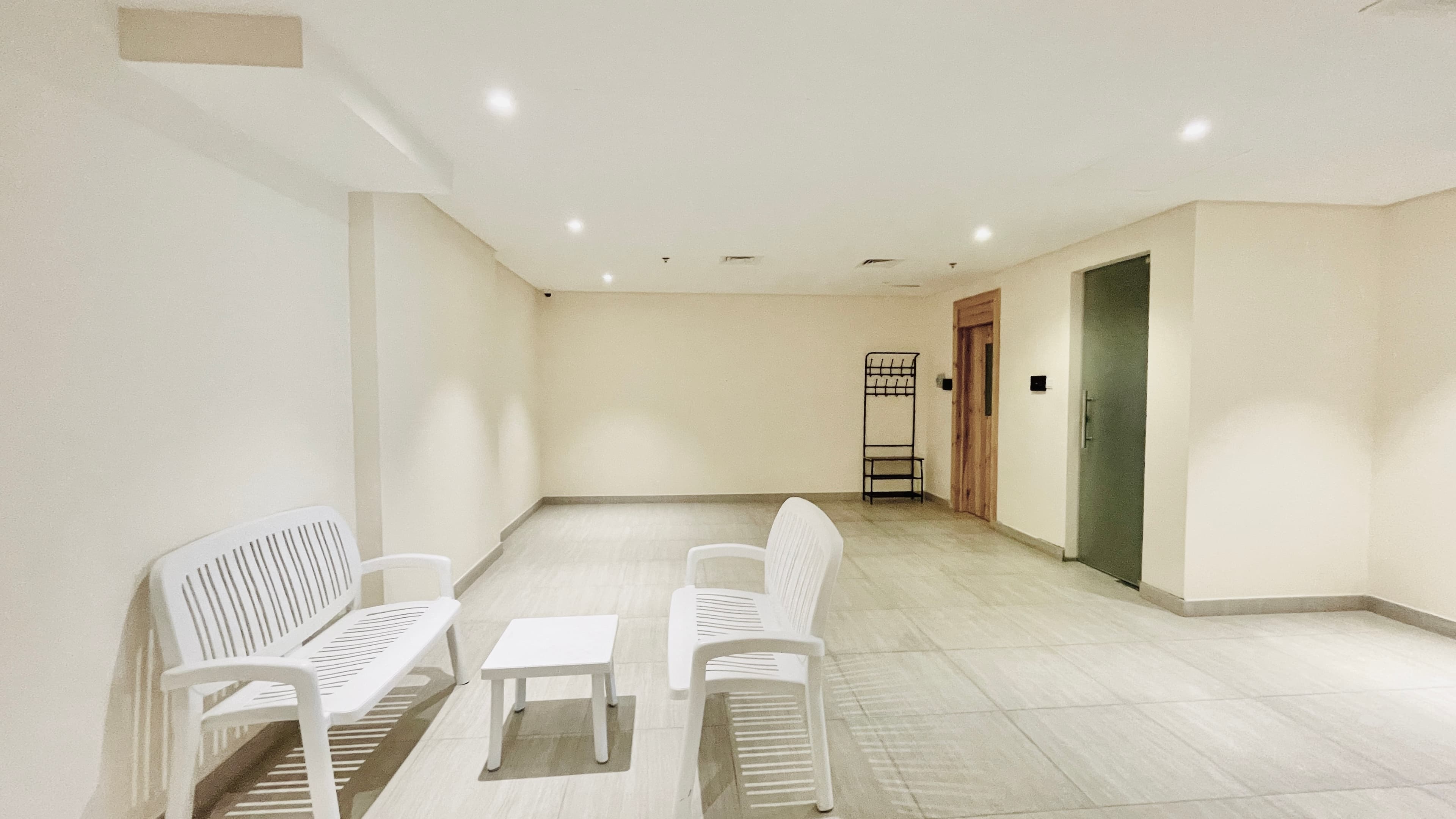 MODERN | CITYVIEW | SPACIOUS ROOMS | AMENITIES