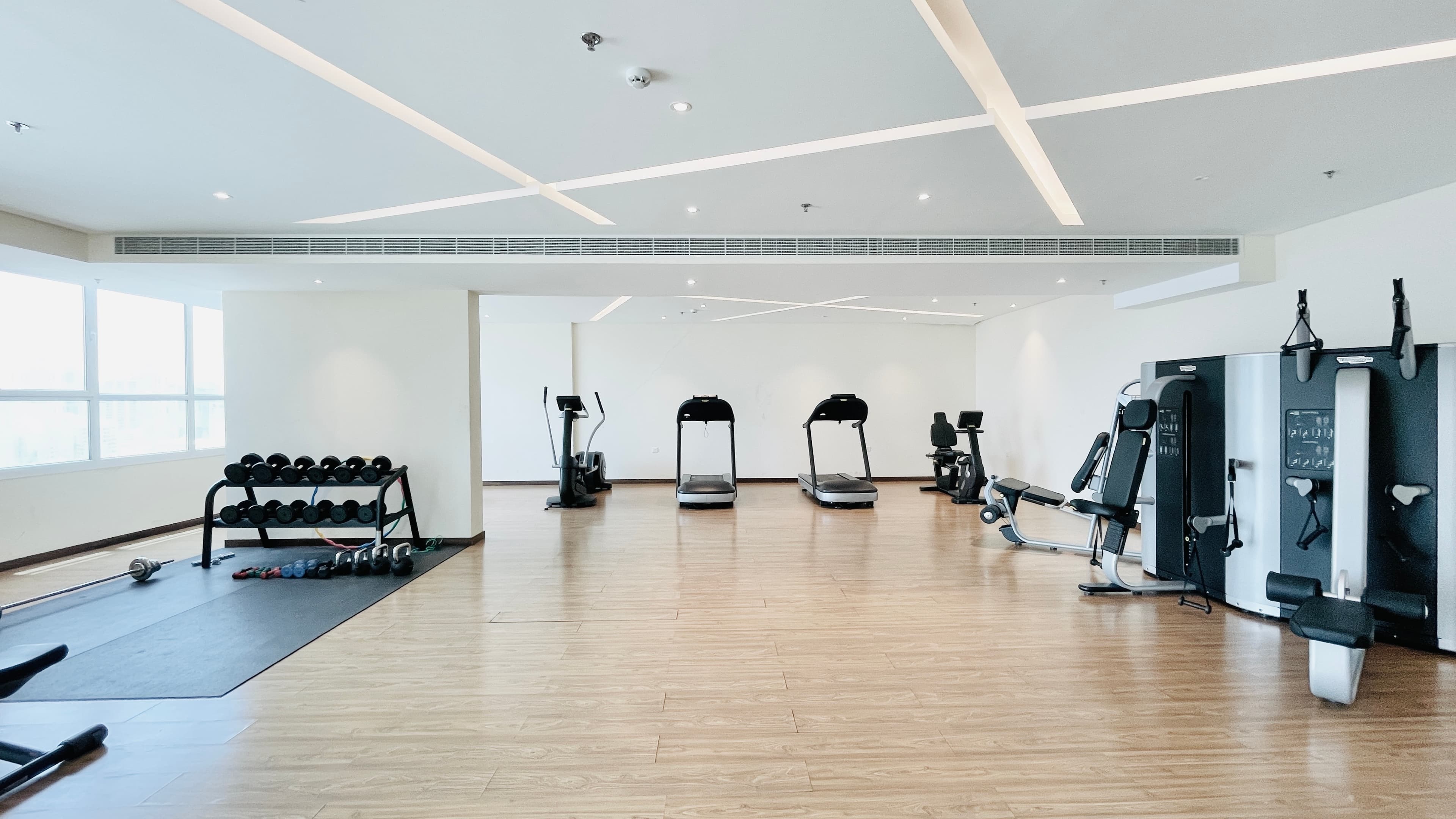 MODERN | CITYVIEW | SPACIOUS ROOMS | AMENITIES