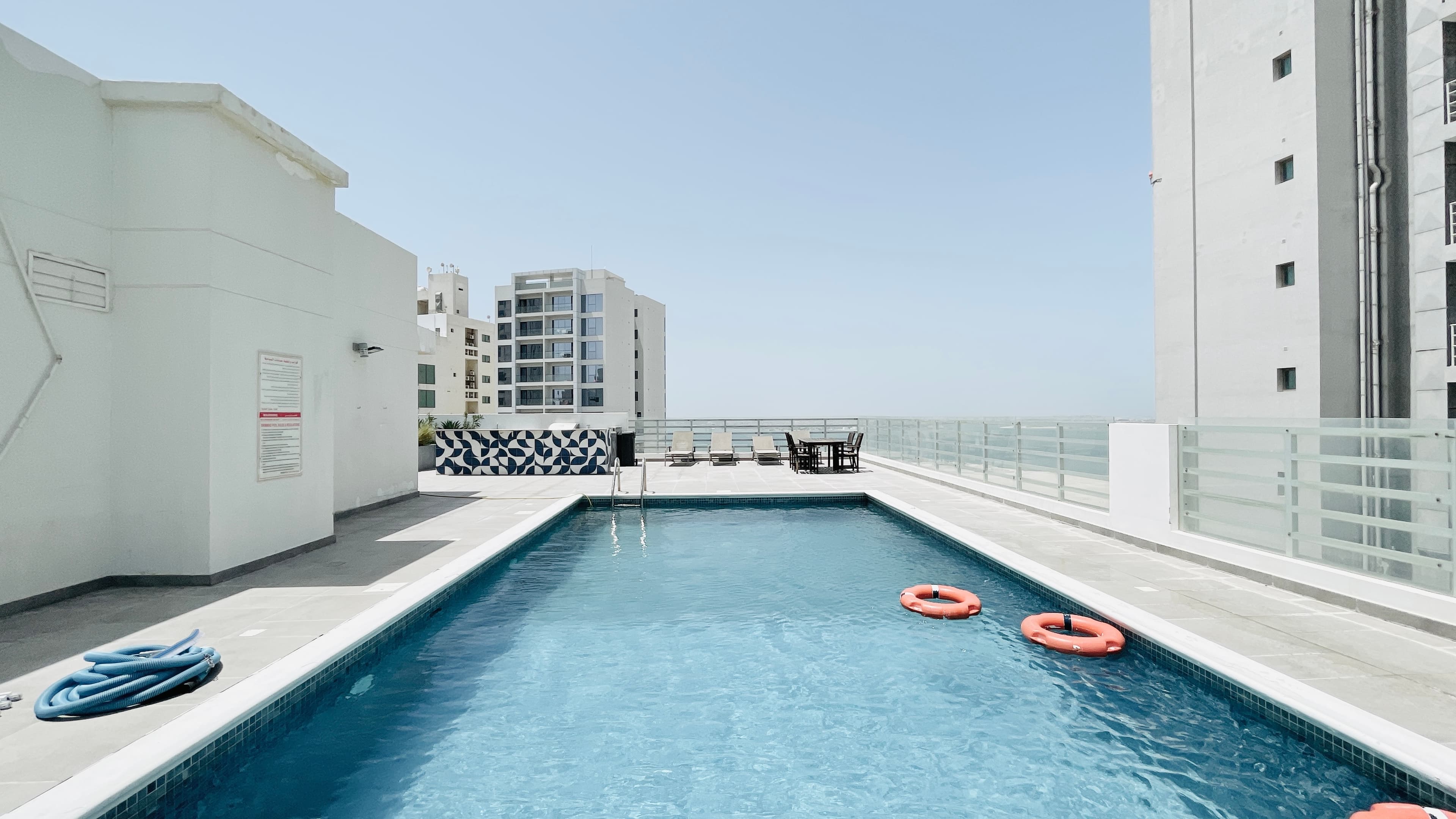 MODERN | SPACIOUS ROOMS | BALCONY | CITY VIEW
