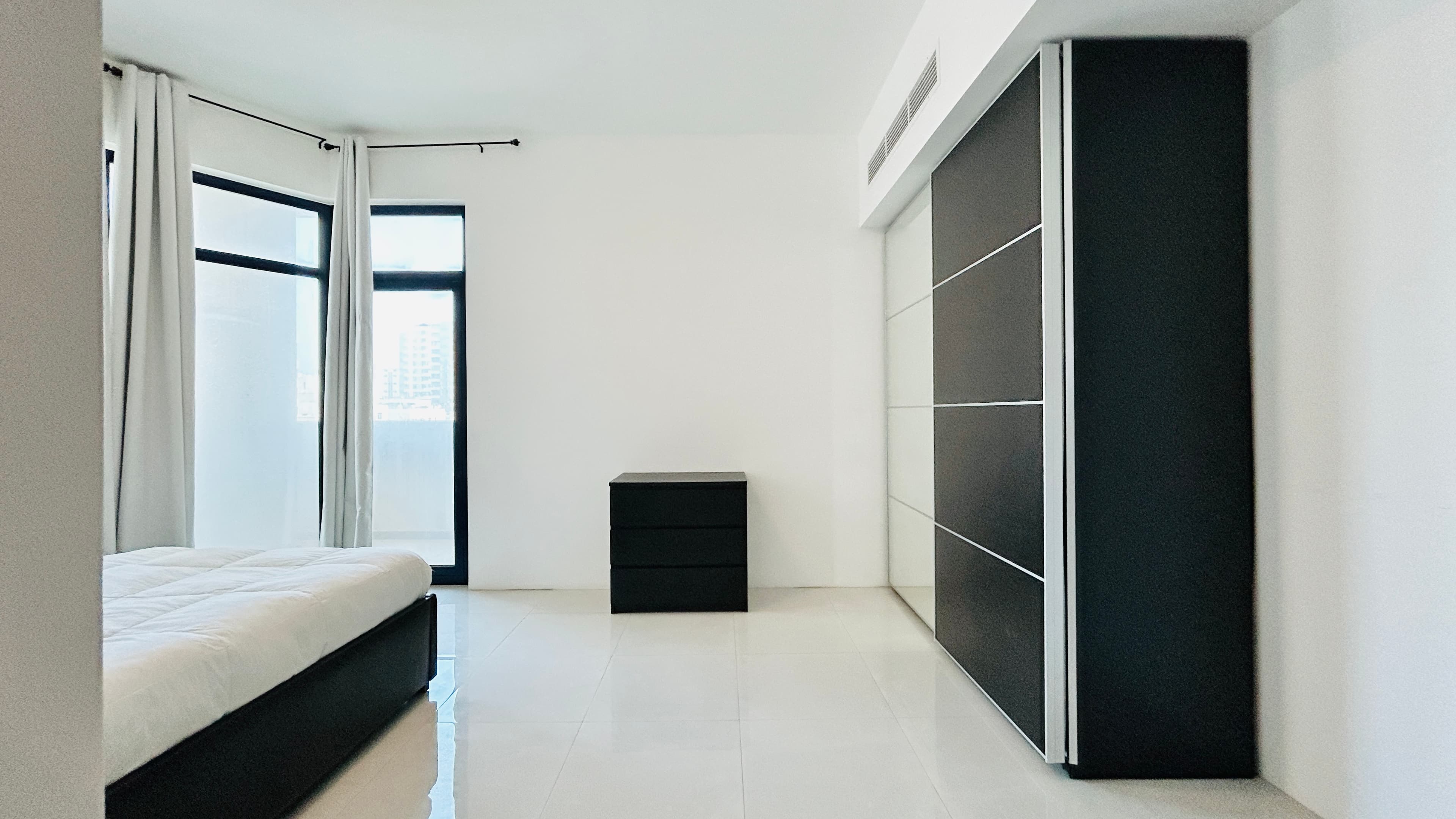 MODERN | SPACIOUS ROOMS | GREAT FACILITIES
