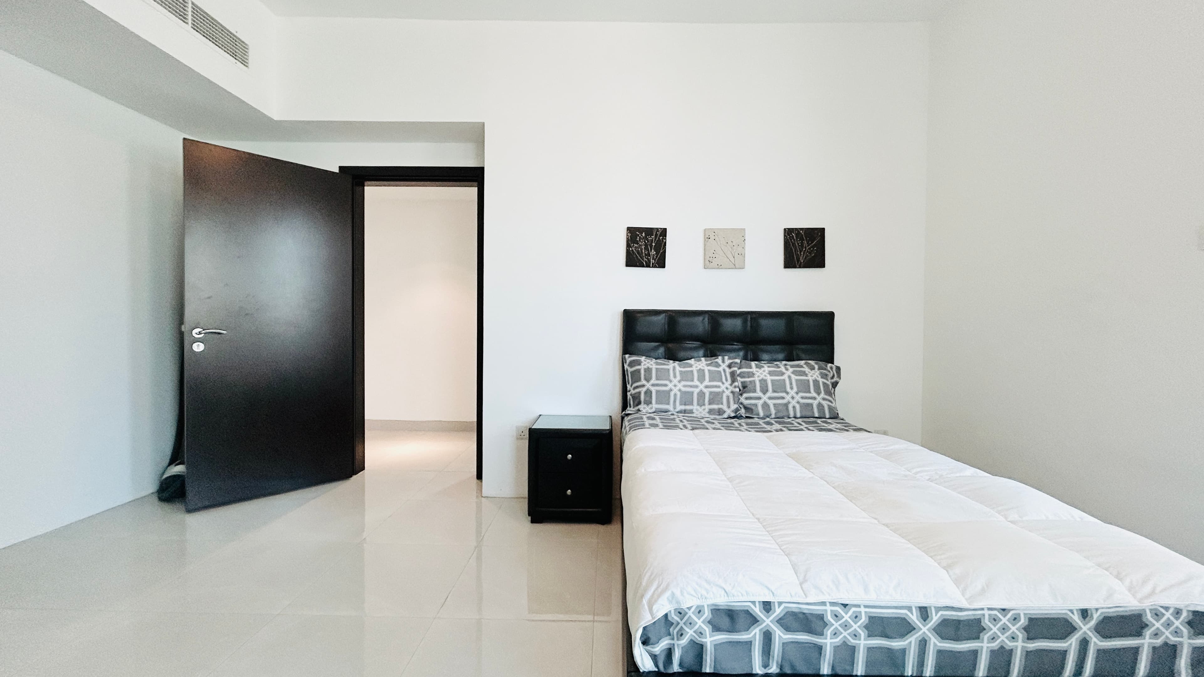 MODERN | SPACIOUS ROOMS | GREAT FACILITIES