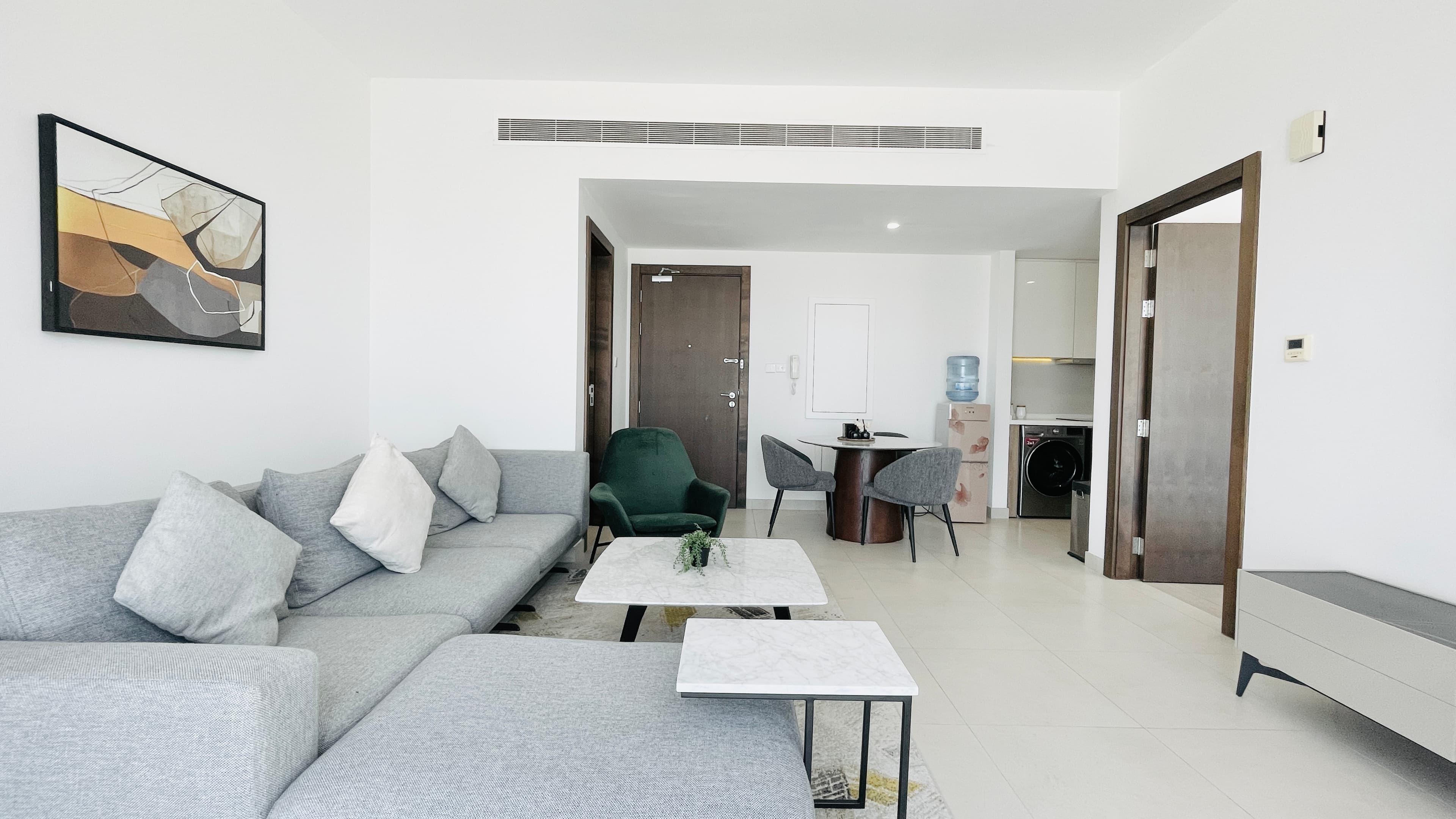 SEA VIEW | SPACIOUS ROOMS | GREAT FACILITIES