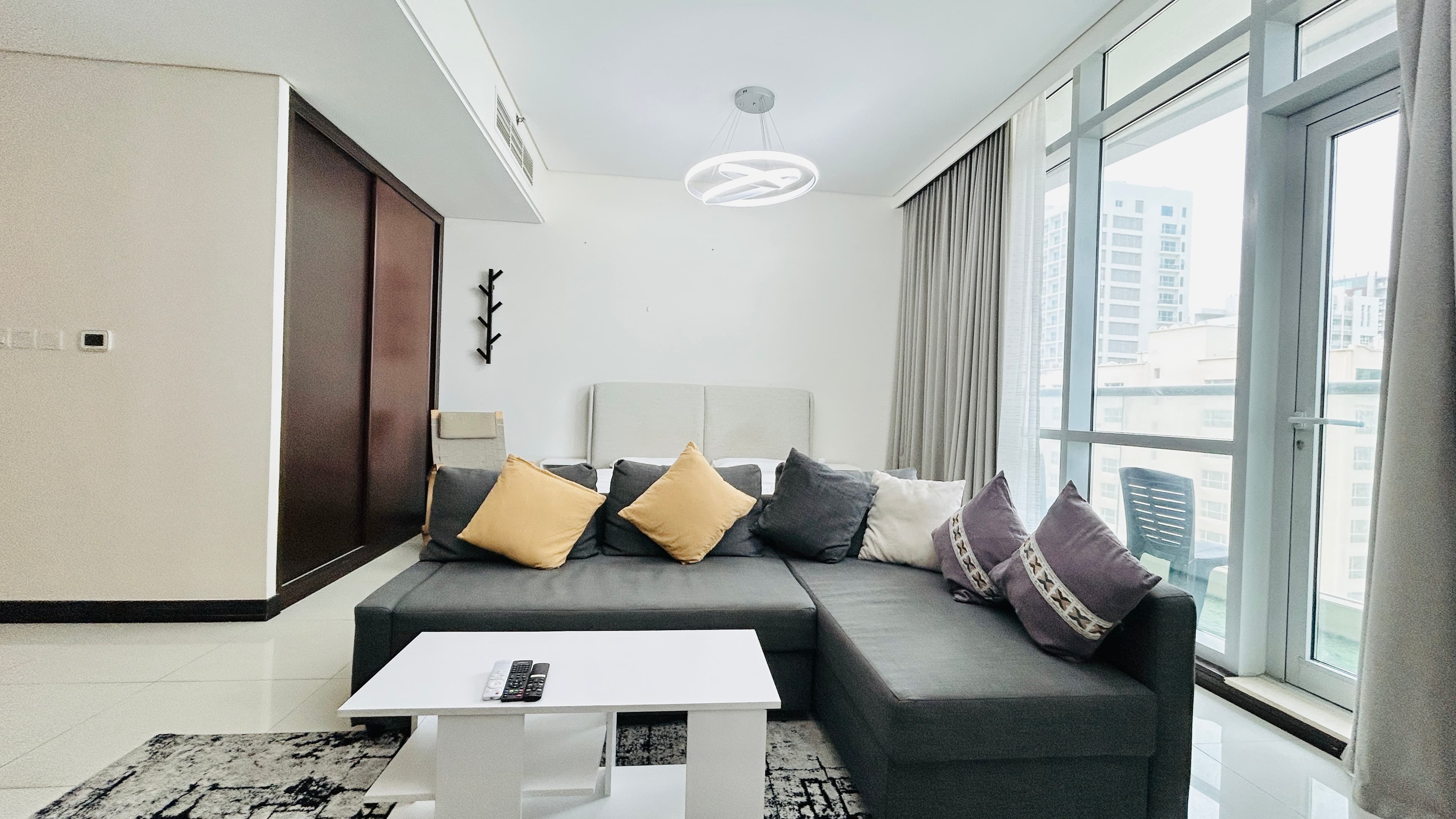 MODERN | CITY/SEA VIEW | BRIGHT LIGHT | AMENITIES