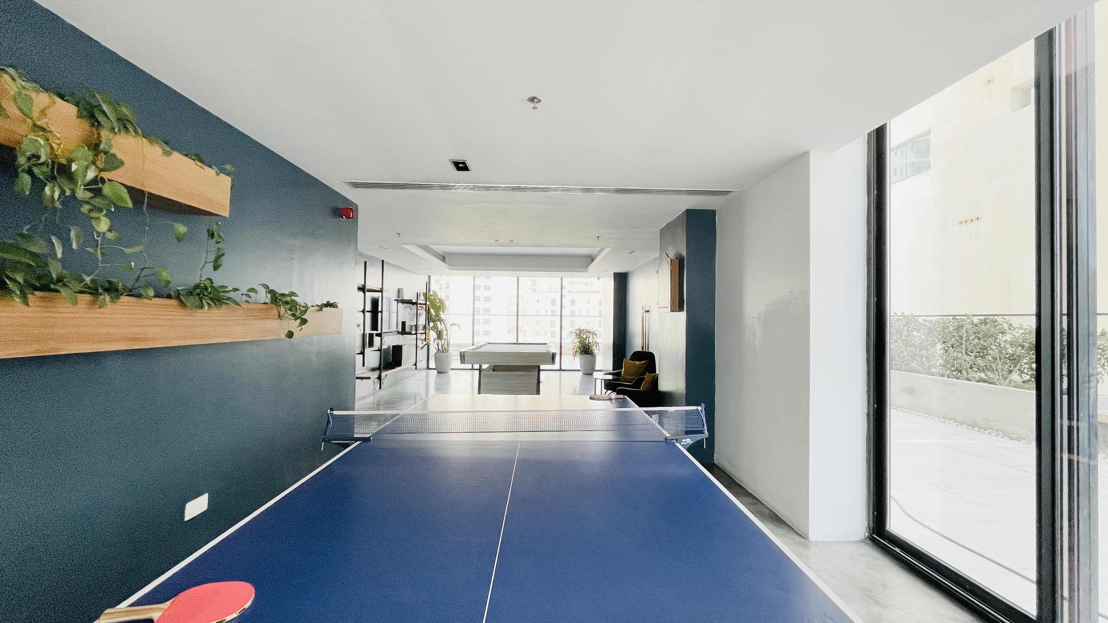 SEAVIEW | SPACIOUS ROOMS | GREAT FACILITIES