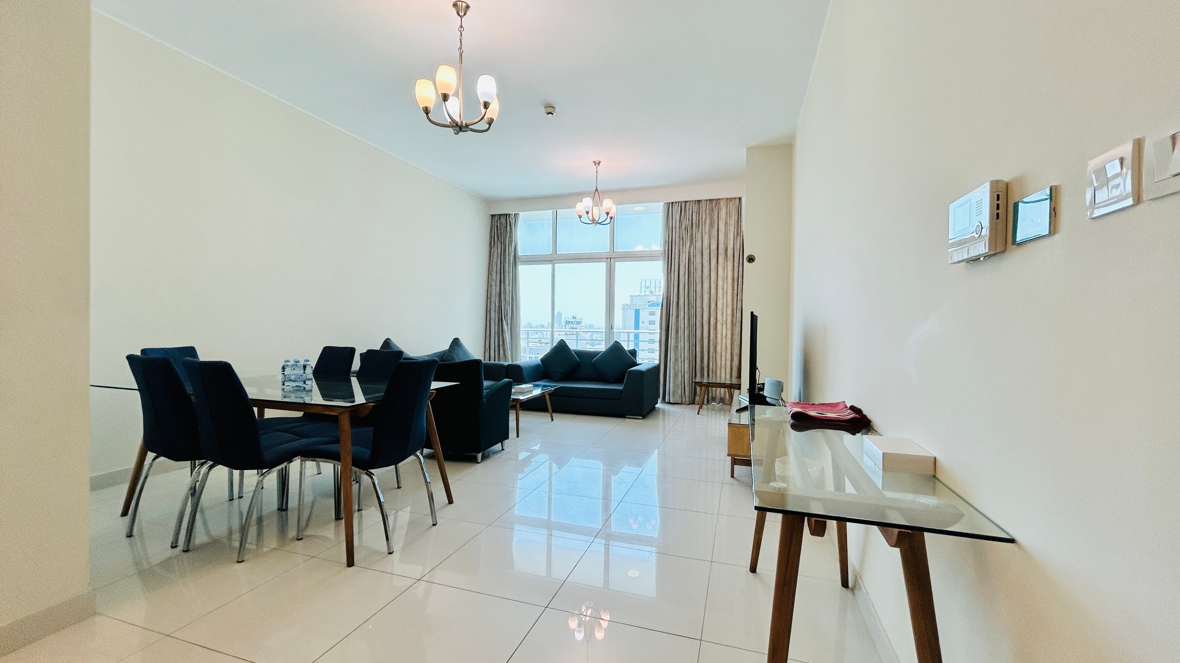 BALCONY | CITYVIEW | SPACIOUS ROOMS | GREAT FACILITIES