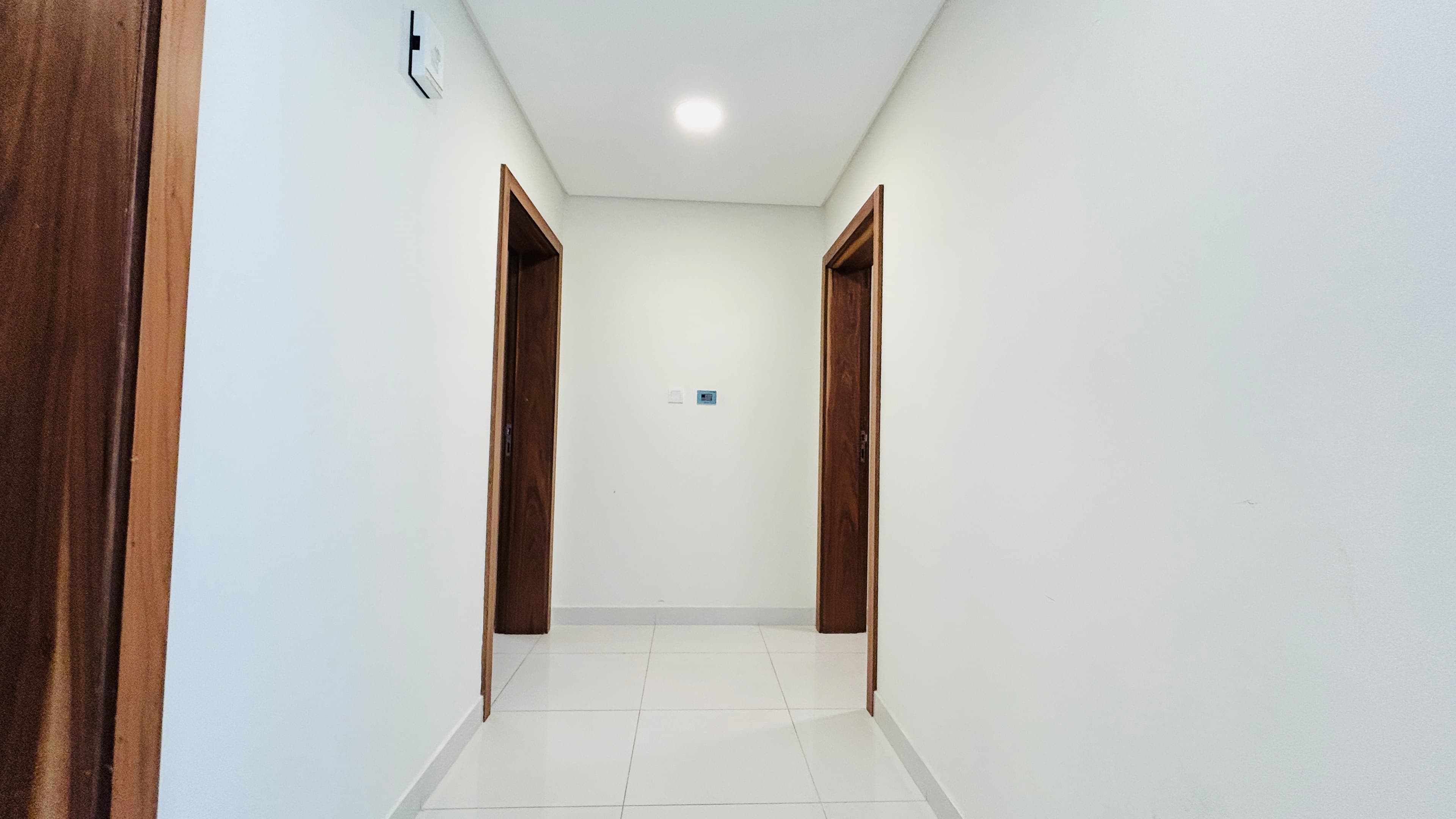 BALCONY | CITYVIEW | SPACIOUS ROOMS | GREAT FACILITIES