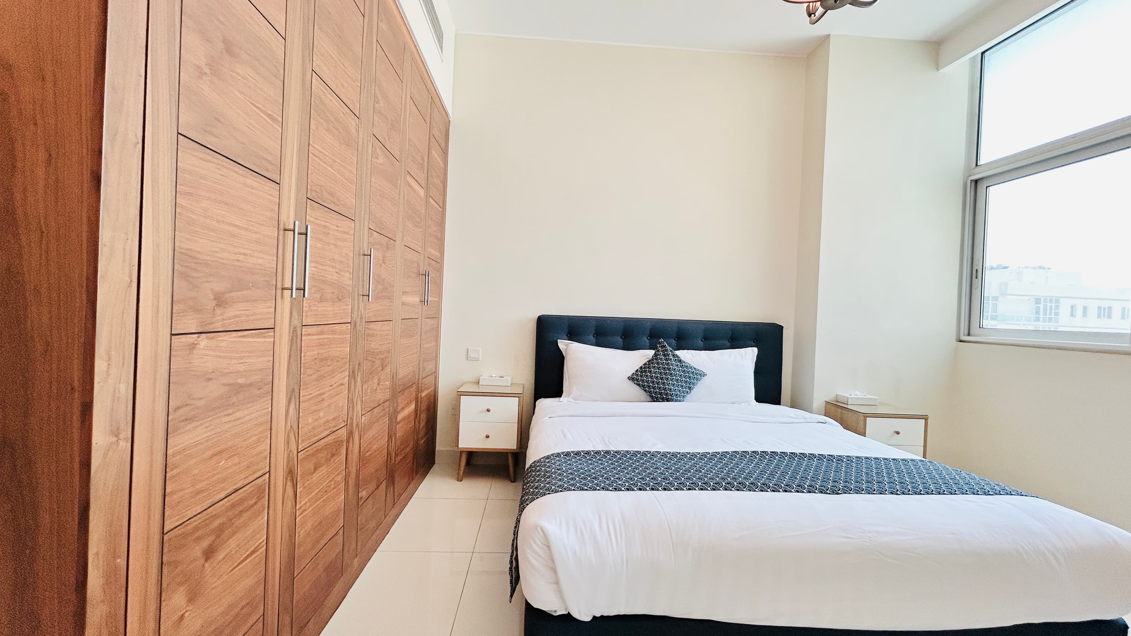 BALCONY | CITYVIEW | SPACIOUS ROOMS | GREAT FACILITIES