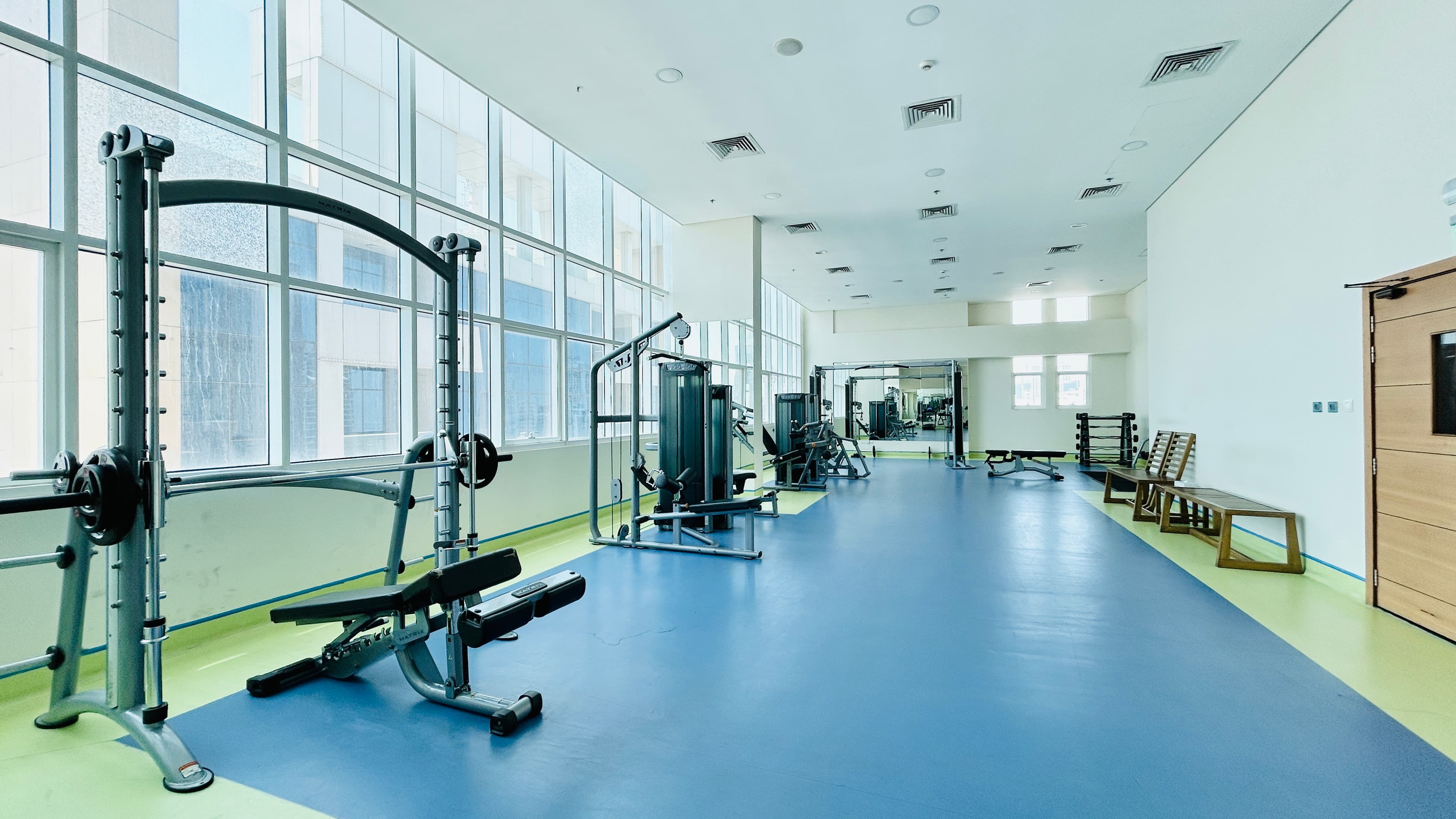 BALCONY | CITYVIEW | SPACIOUS ROOMS | GREAT FACILITIES