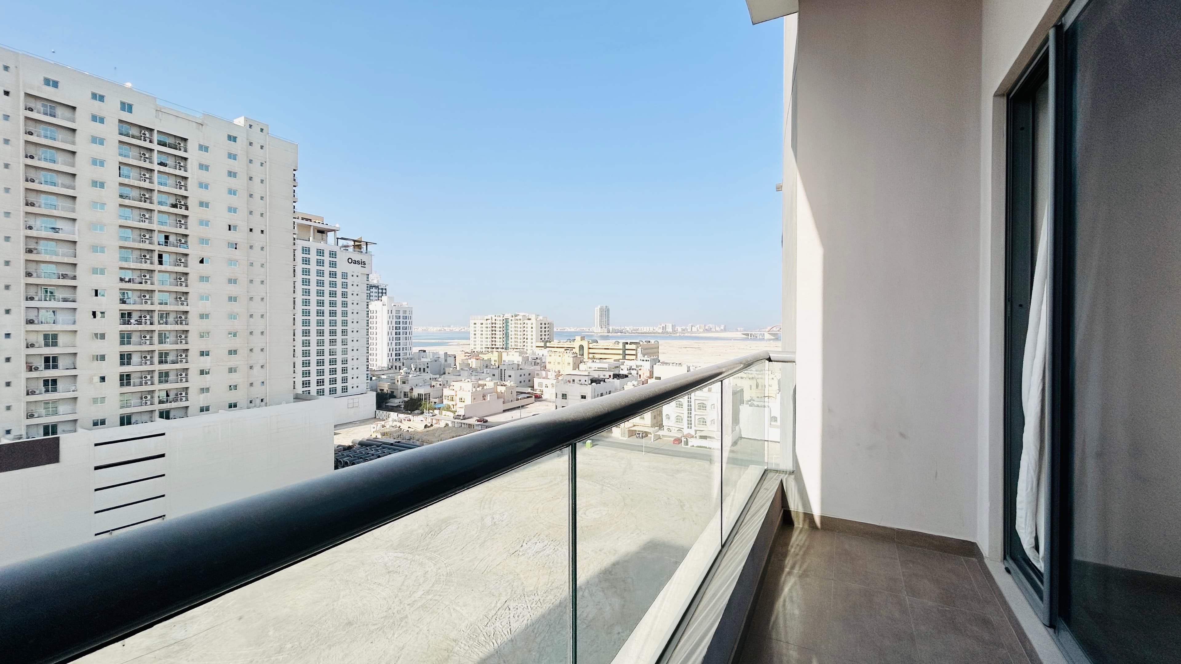 AMENITIES | BALCONY | CITYVIEW | SPACIOUS ROOMS