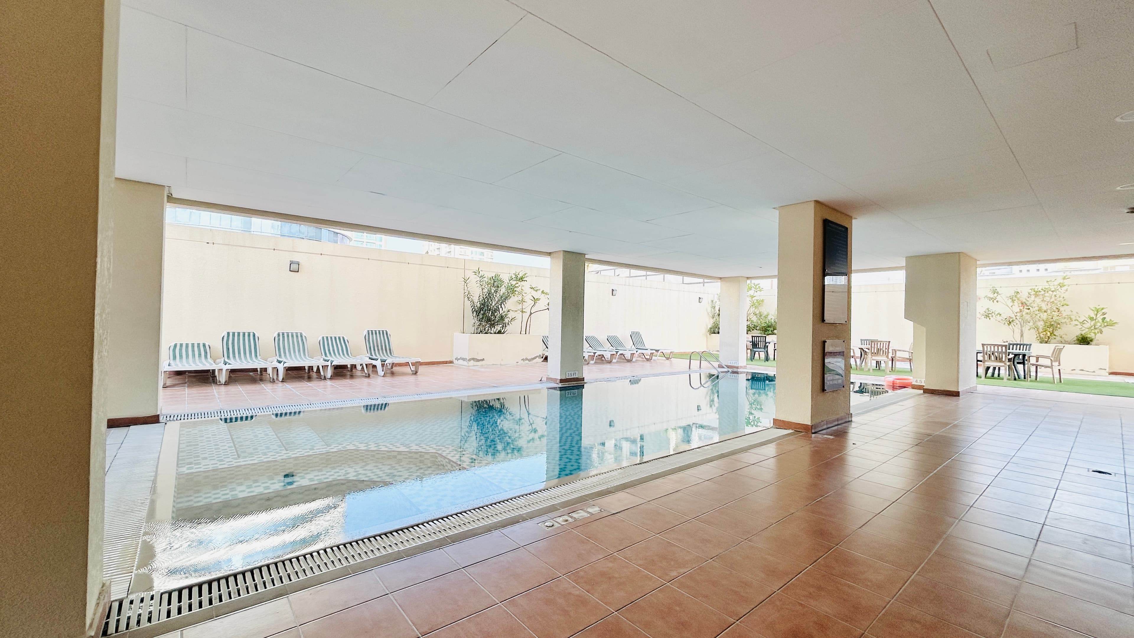 SPACIOUS ROOMS | AMENITIES | BALCONY | CITYVIEW