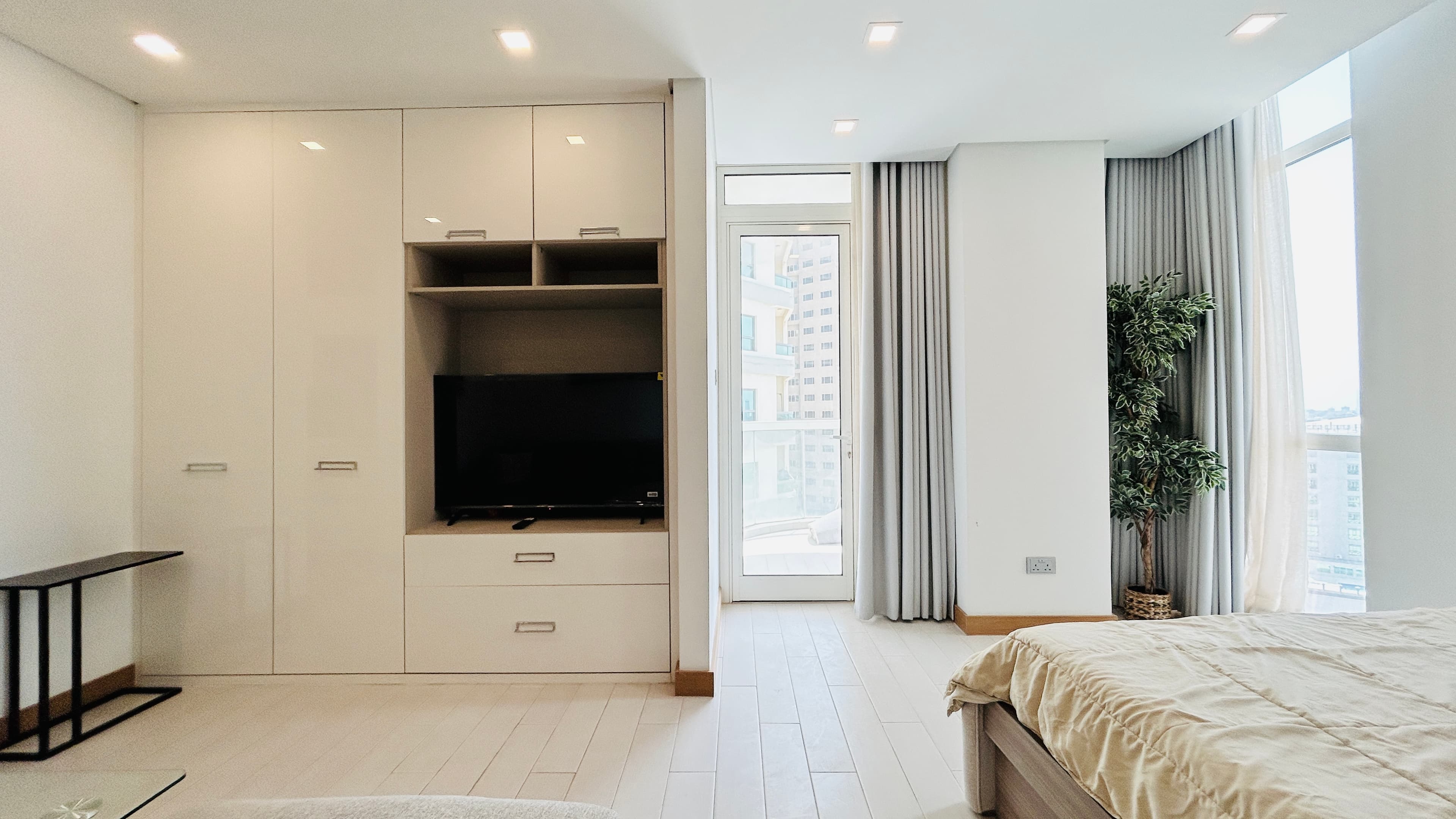 GREAT FACILITIES | BALCONY | MODERN | SPACIOUS