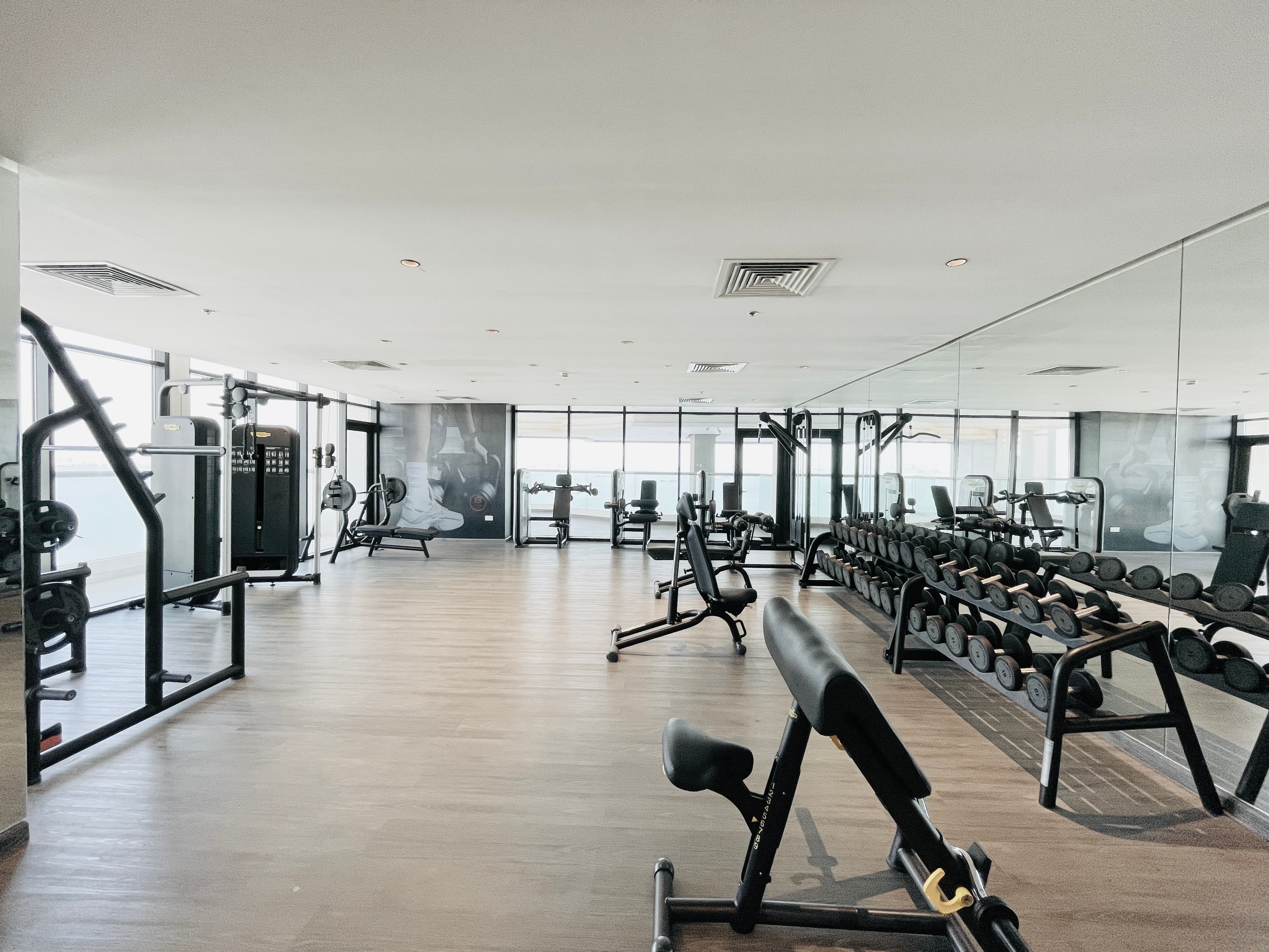 BALCONY | CITYVIEW | SPACIOUS ROOMS | GREAT FACILITIES