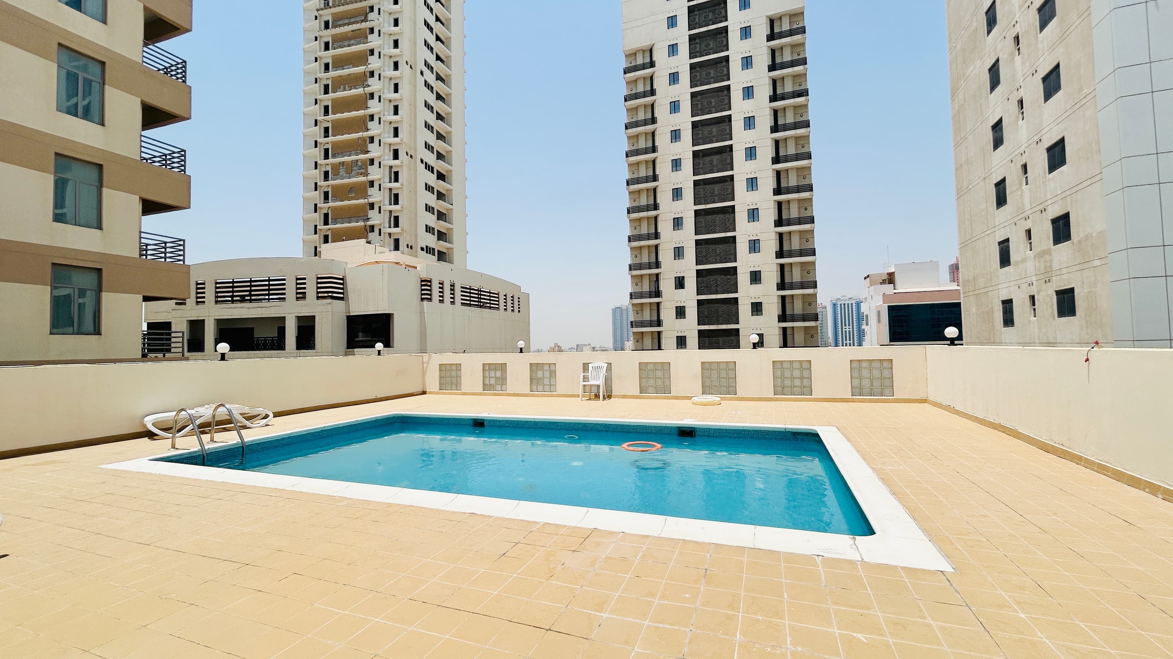 DUPLEX | SPACIOUS ROOMS | BALCONY | AMENITIES | MODERN