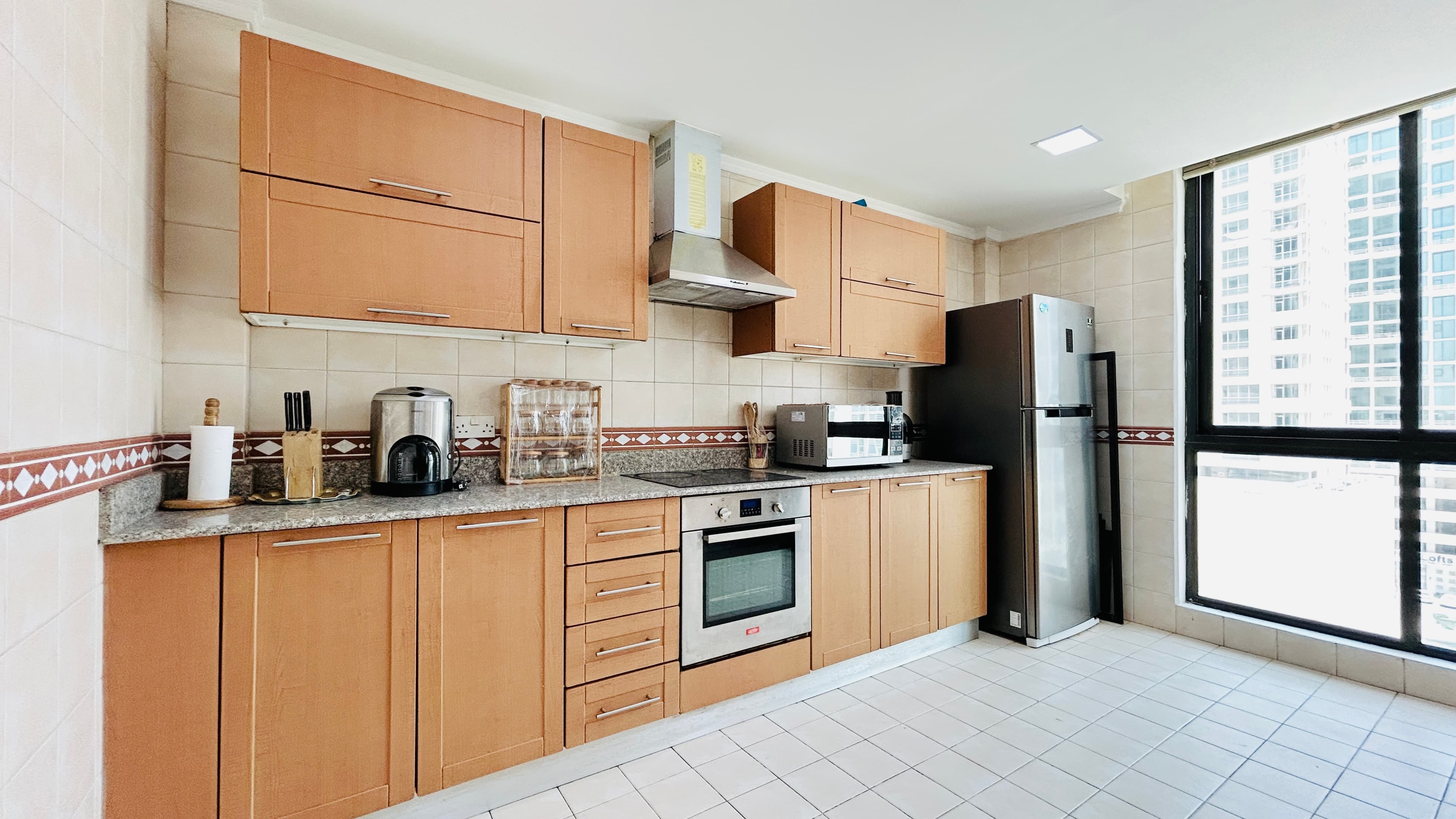DUPLEX | SPACIOUS ROOMS | BALCONY | AMENITIES | MODERN