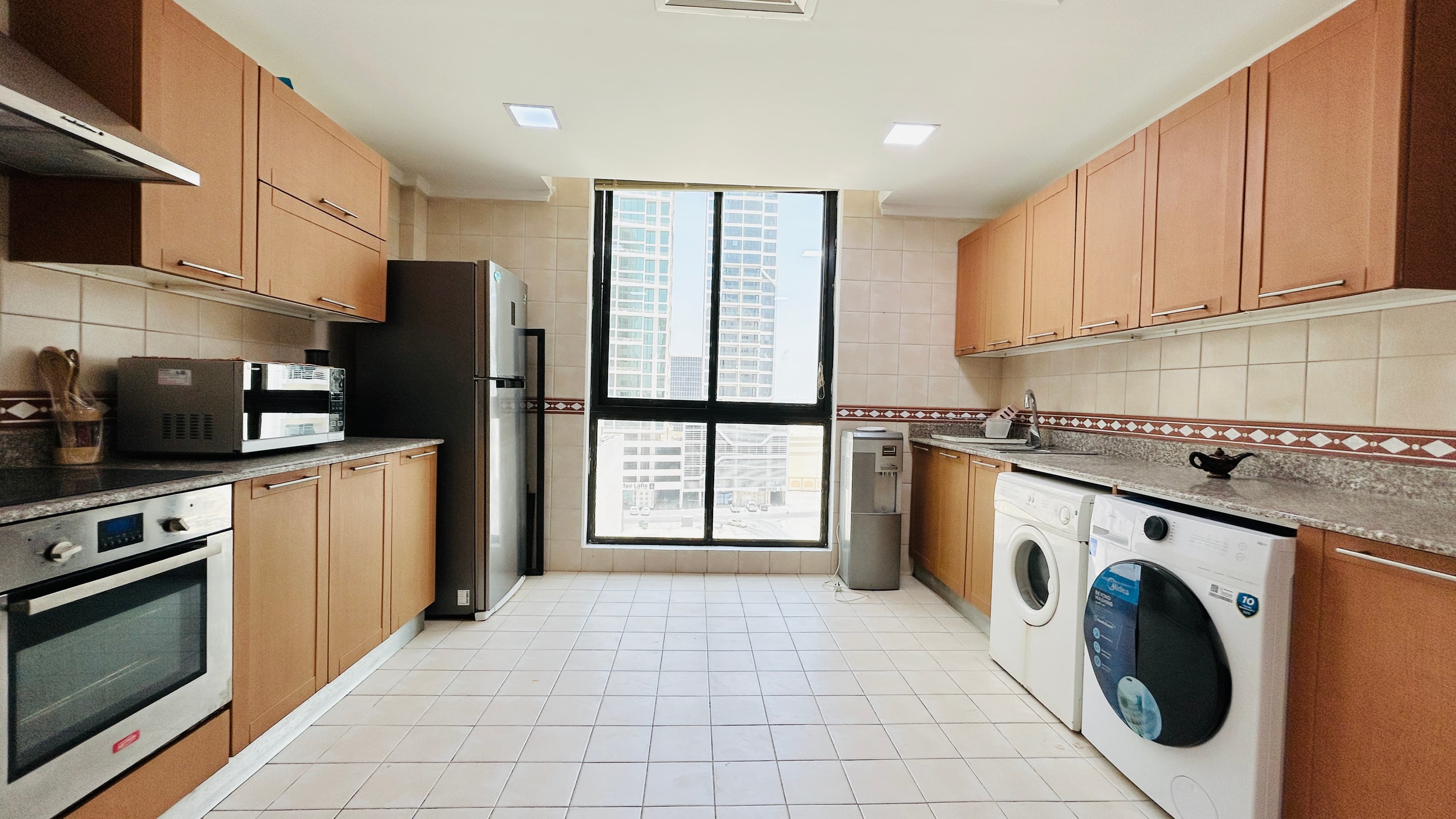 DUPLEX | SPACIOUS ROOMS | BALCONY | AMENITIES | MODERN