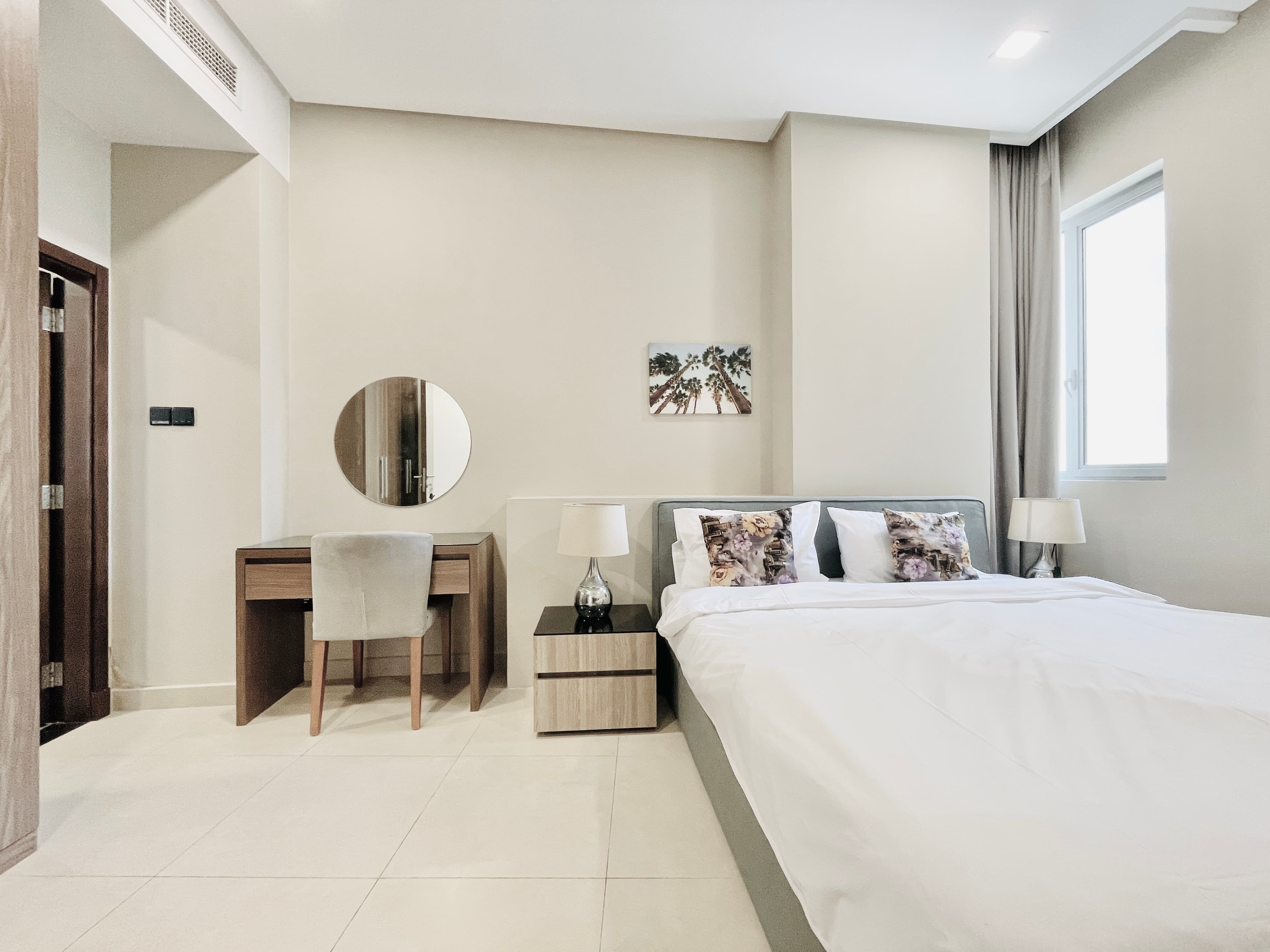 BALCONY | CITYVIEW | MODERN | SPACIOUS ROOMS