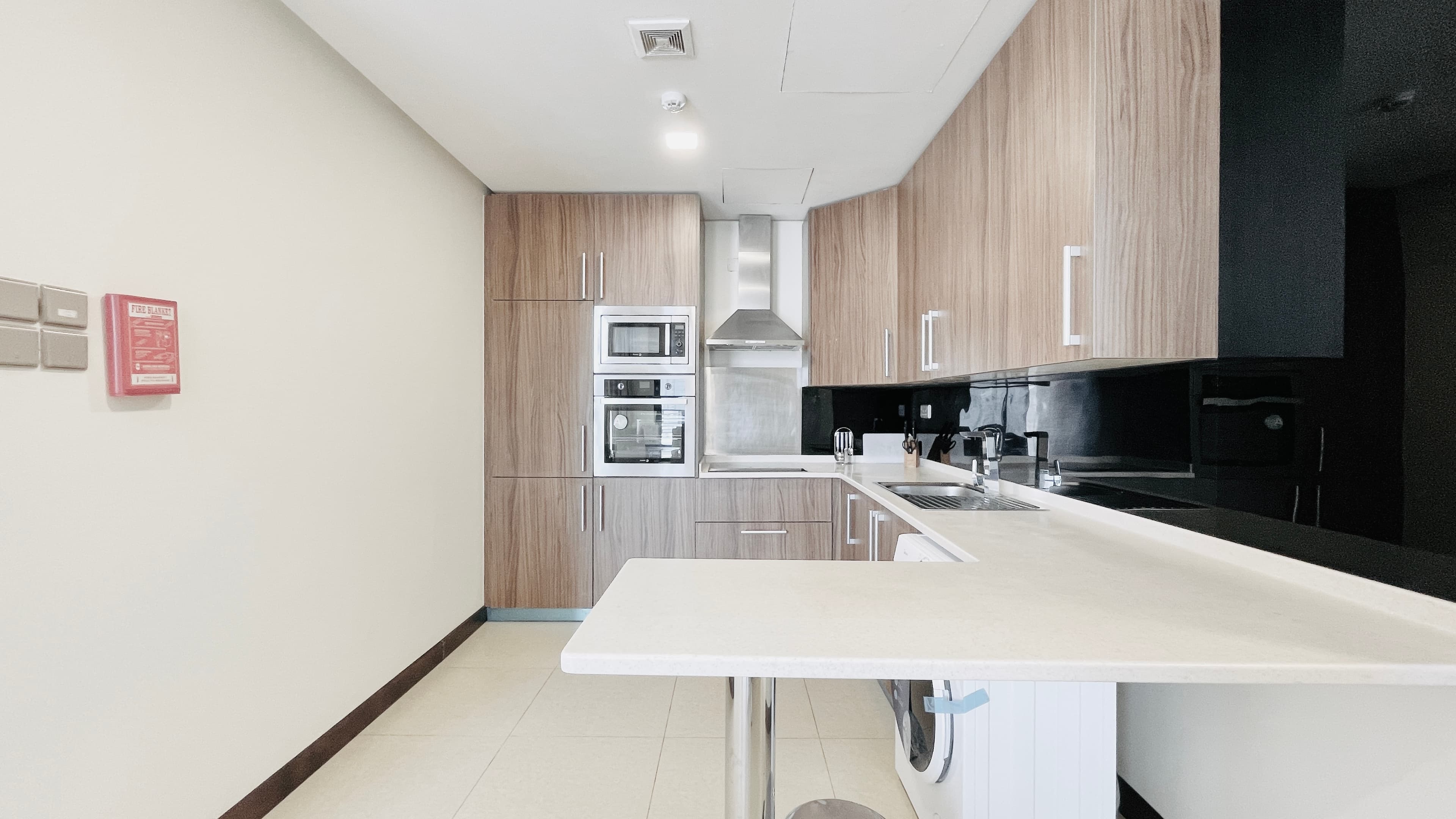 MODERN | CITY VIEW | SPACIOUS ROOMS | GREAT FACILITIES