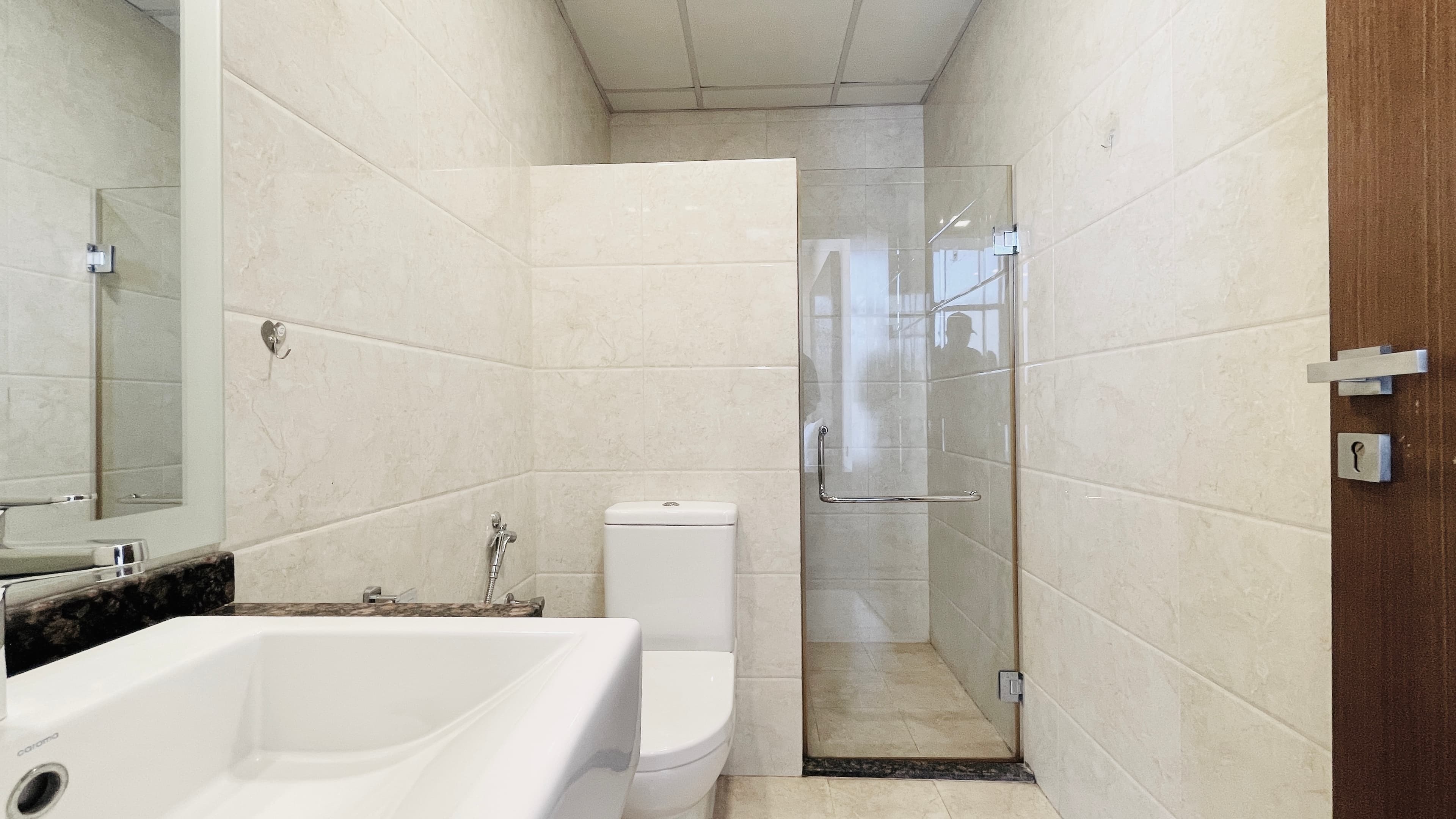 MODERN | CITY VIEW | SPACIOUS ROOMS | GREAT FACILITIES