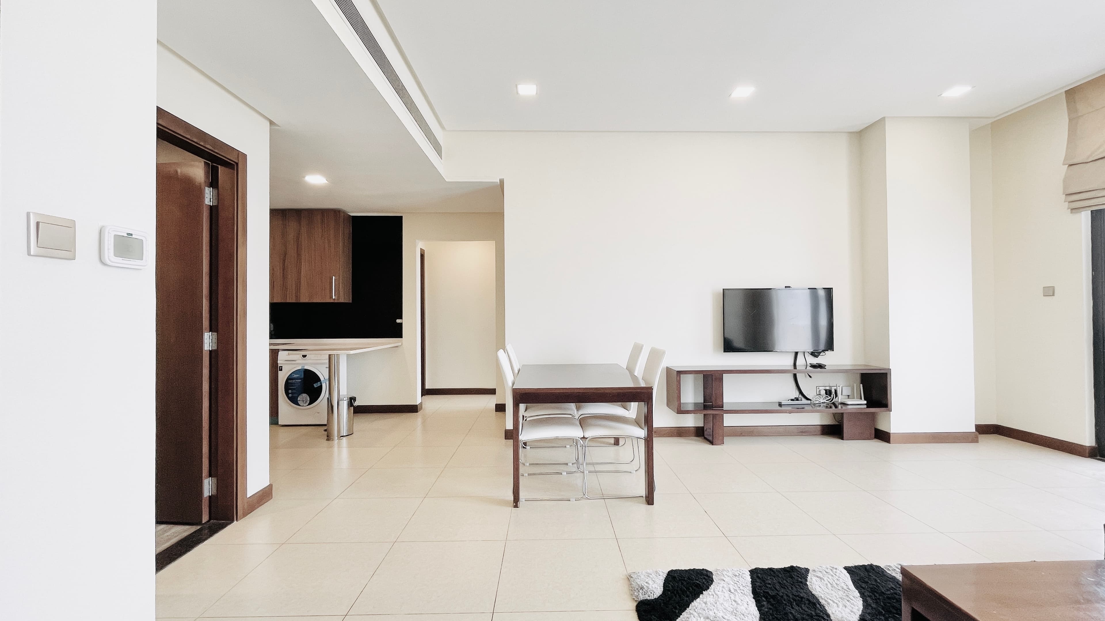 MODERN | CITY VIEW | SPACIOUS ROOMS | GREAT FACILITIES