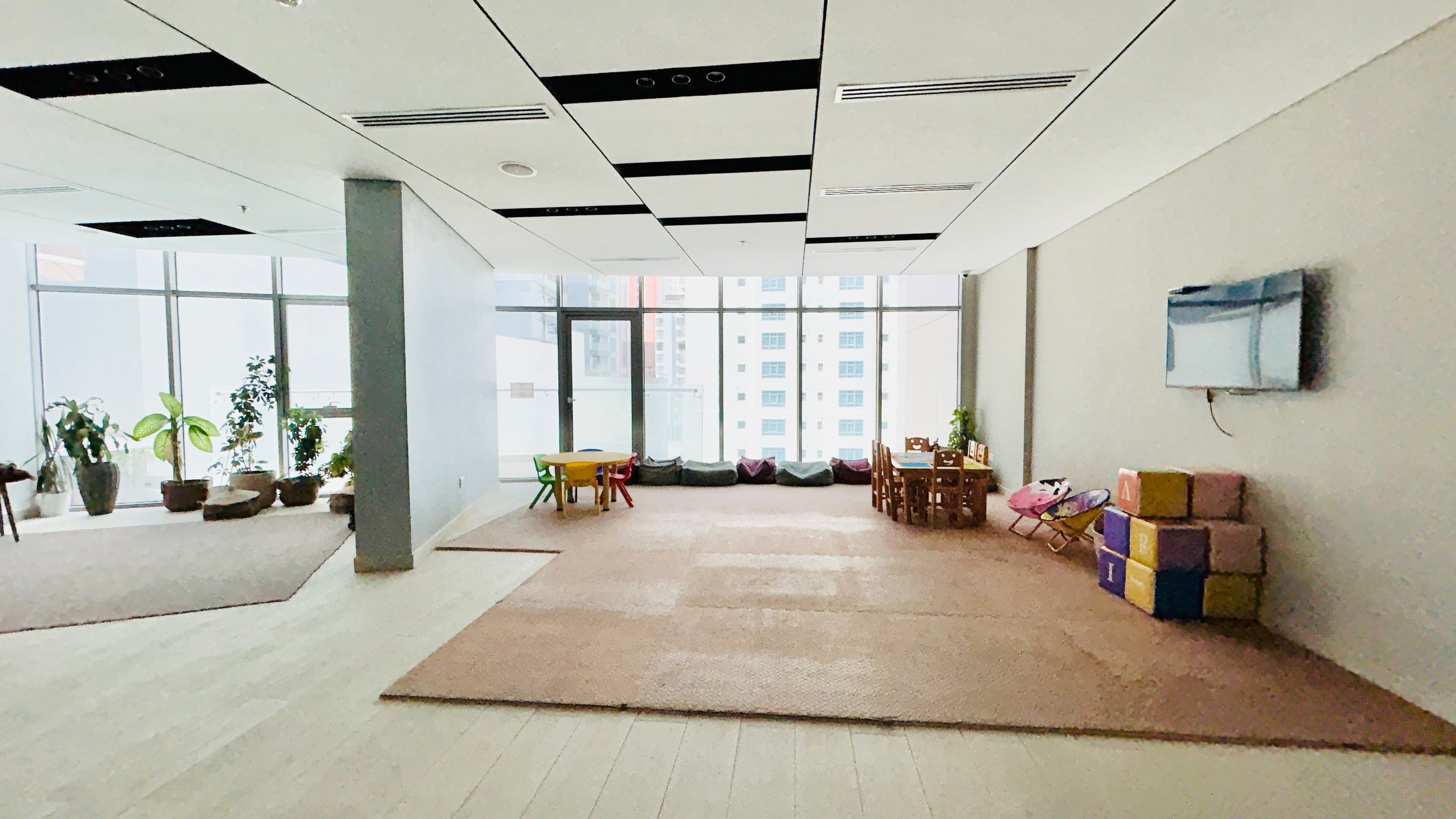 LUXURY | HIGH END AMENITIES | SPACIOUS | CITY VIEW